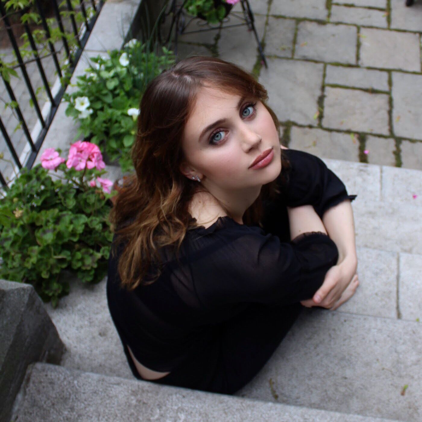 Season 2/Episode 9: Owning Your Voice and Daring to Dream with Hayley Richman