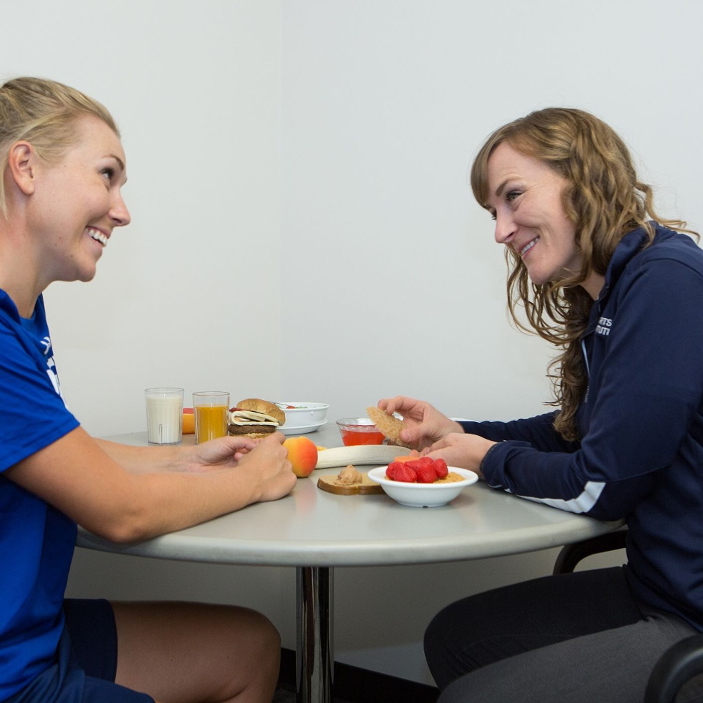 Episode 4 - Sports Nutritionist - Elizabeth Kasparek