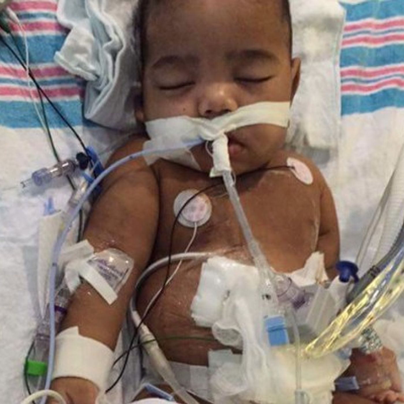 Hospital Won’t Let Dad Donate Kidney to His Sick 2-Year-Old Son Because of Gun Arrest