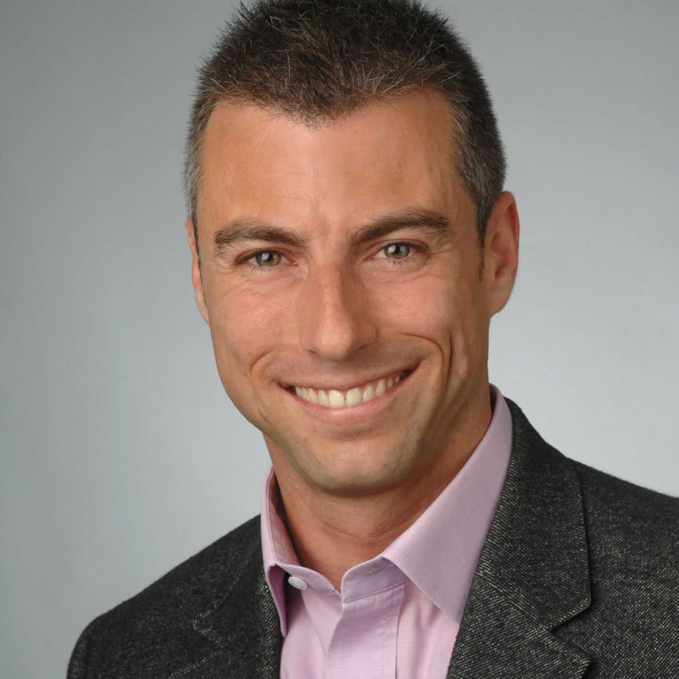Ask Amazing Questions for Personal Growth with Oliver Durrer #26