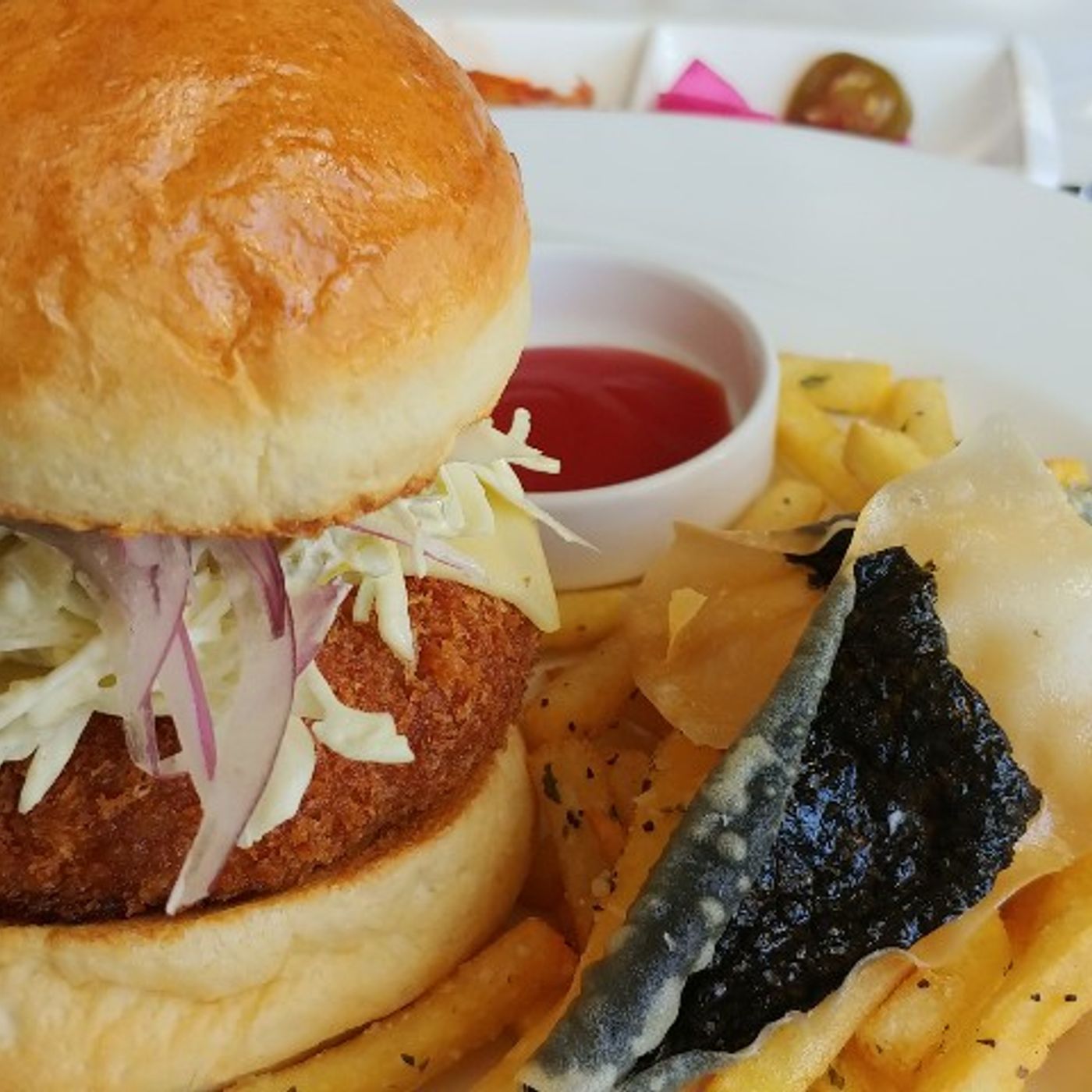 Season 4: Episode 5 – Where to find delicious international food in Daejeon