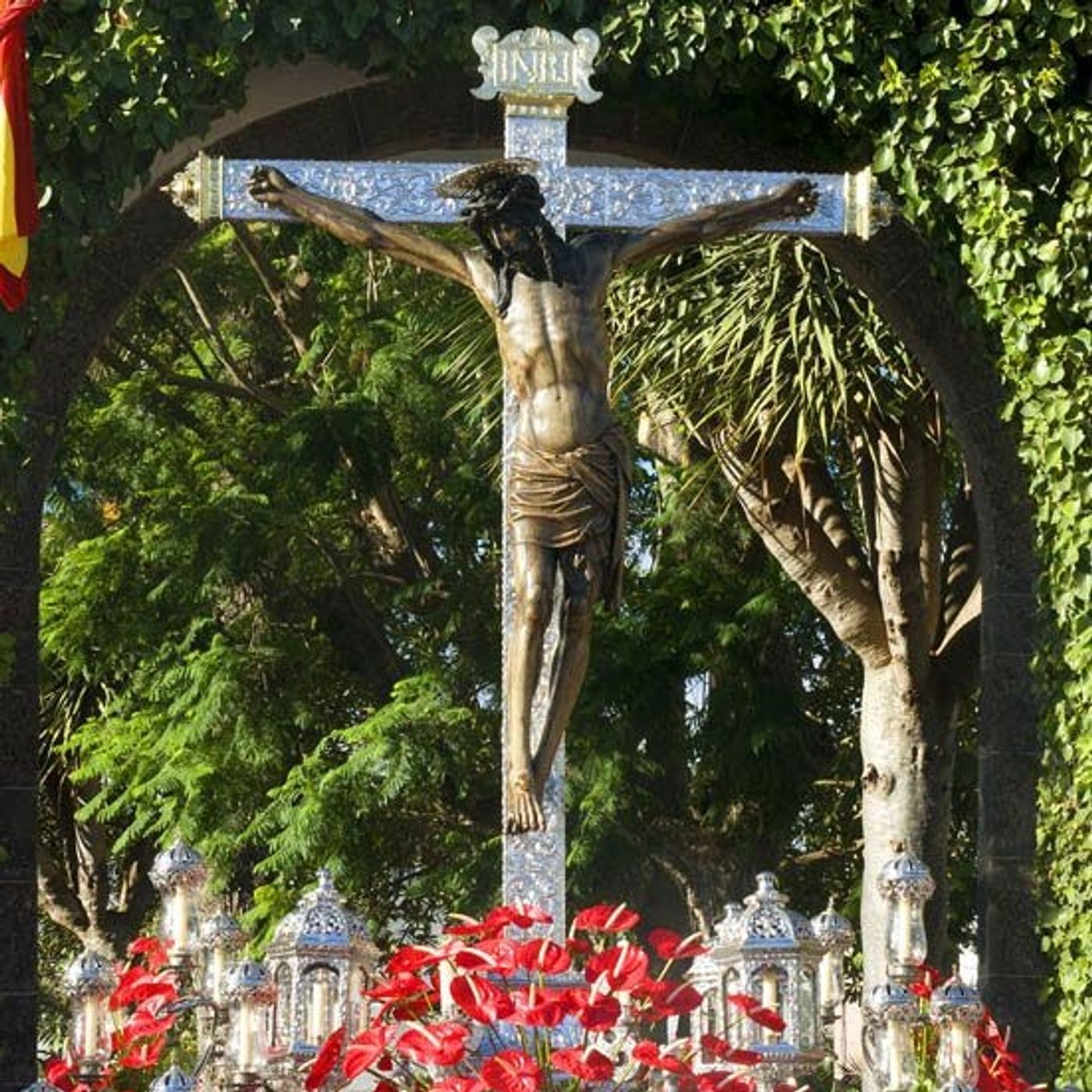 Comentario Evangelio 14 de septiembre (P. José Juan Hernández Déniz)