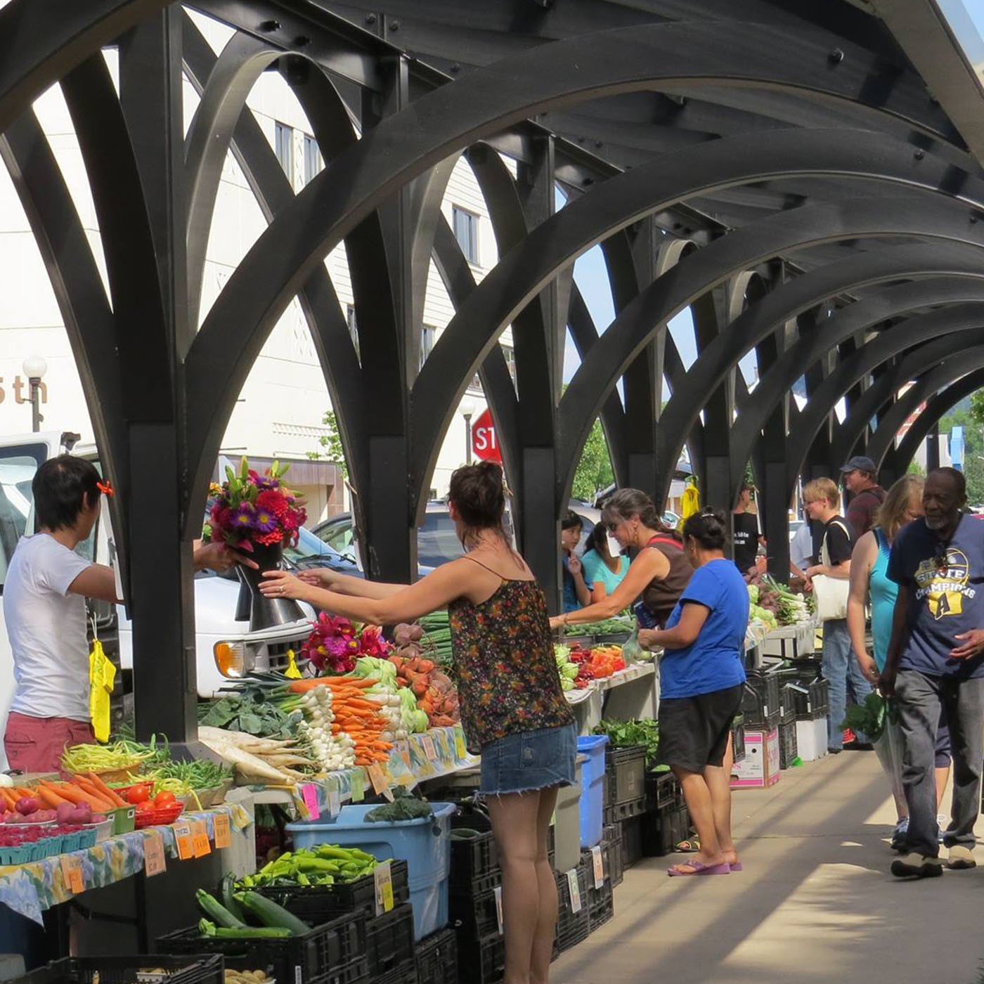 E.15 Linda Vale Cameron Park Farmers Market La Crosse Local