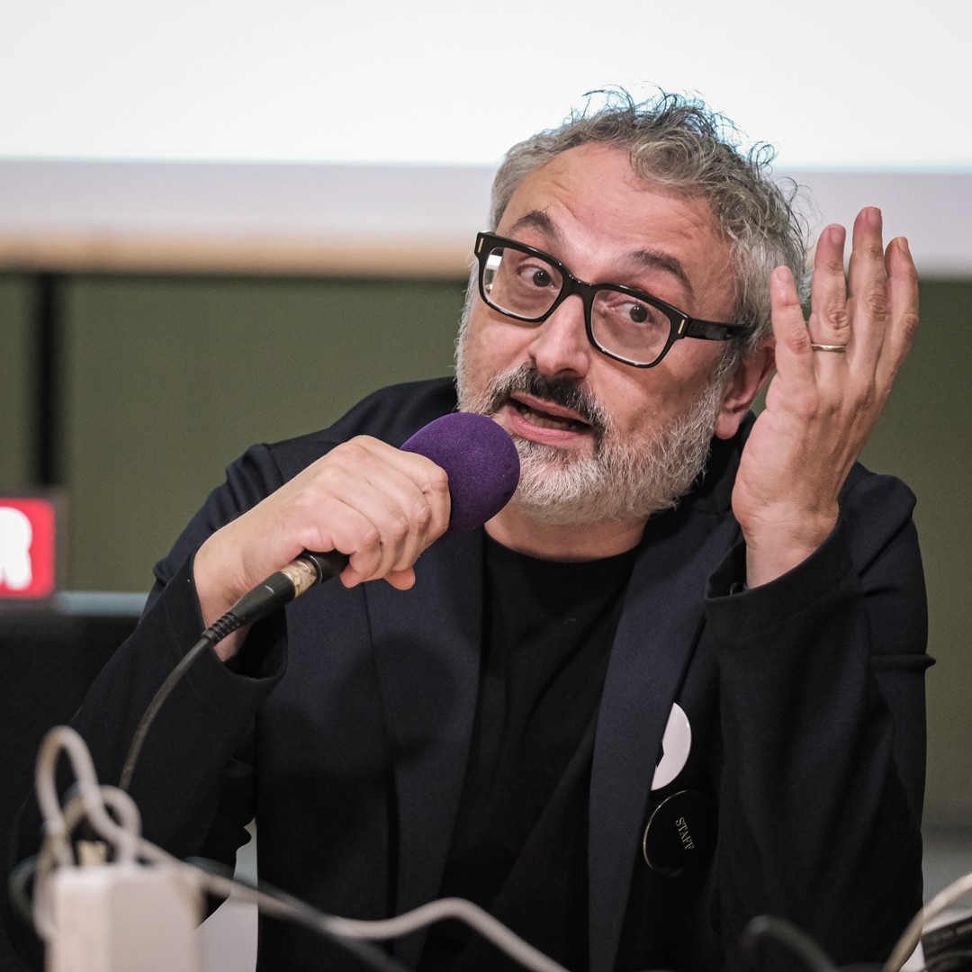 Gianni Gozzoli – Storie con il suono: il narrare intimo del podcast