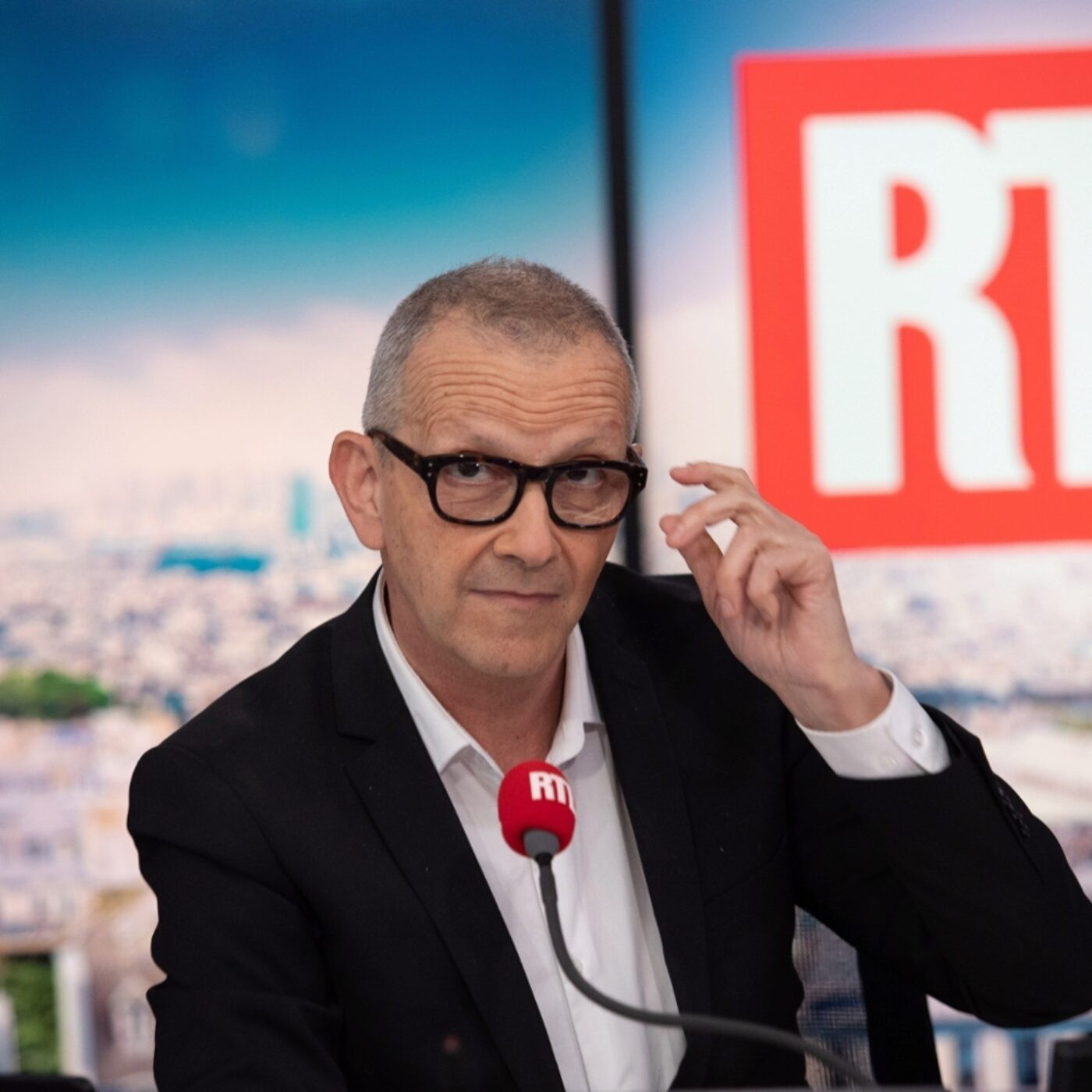  les mensonges de la rue de la Croix