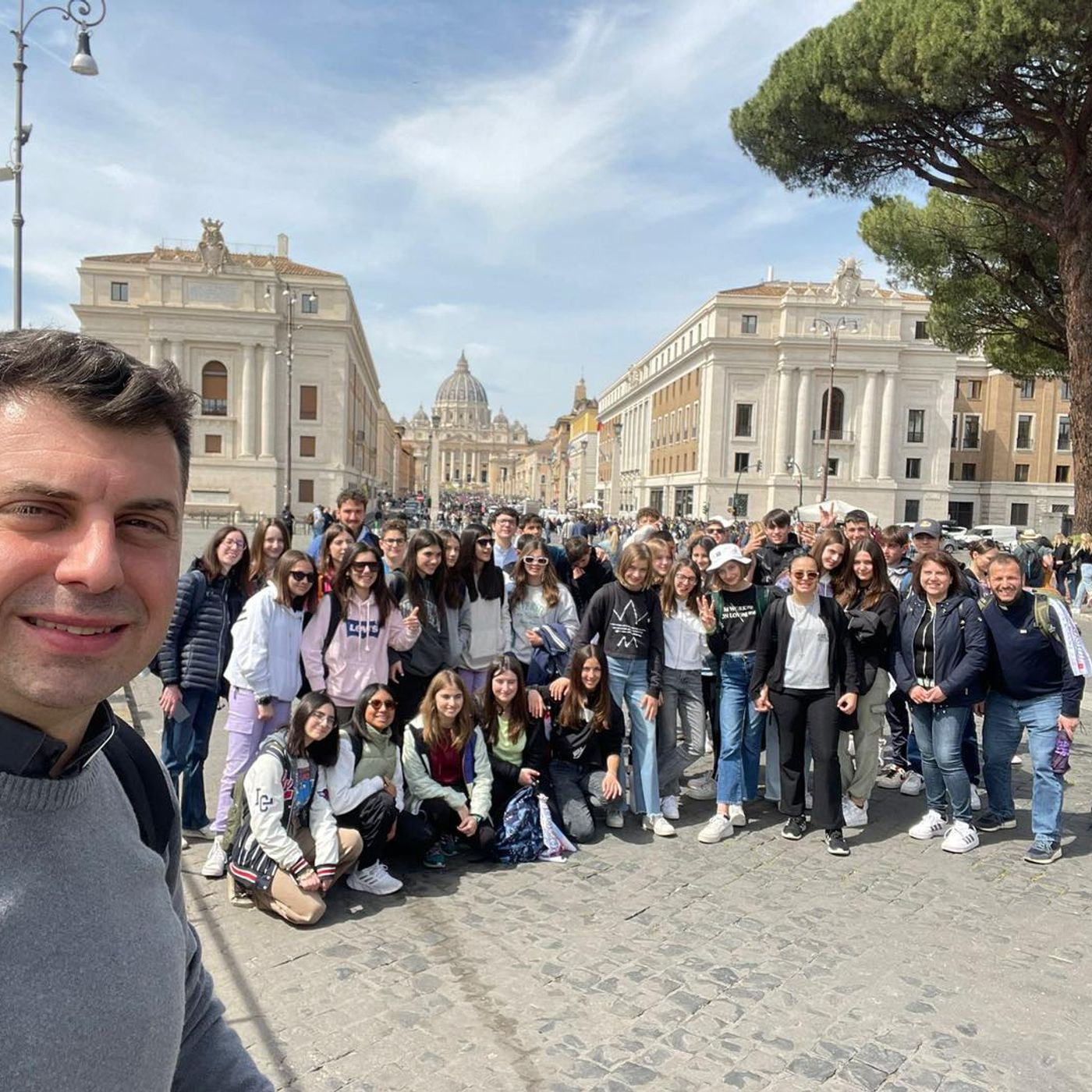 Pellegrinaggio 14enni a Roma: camminare insieme alla ricerca dei testimoni episode artwork