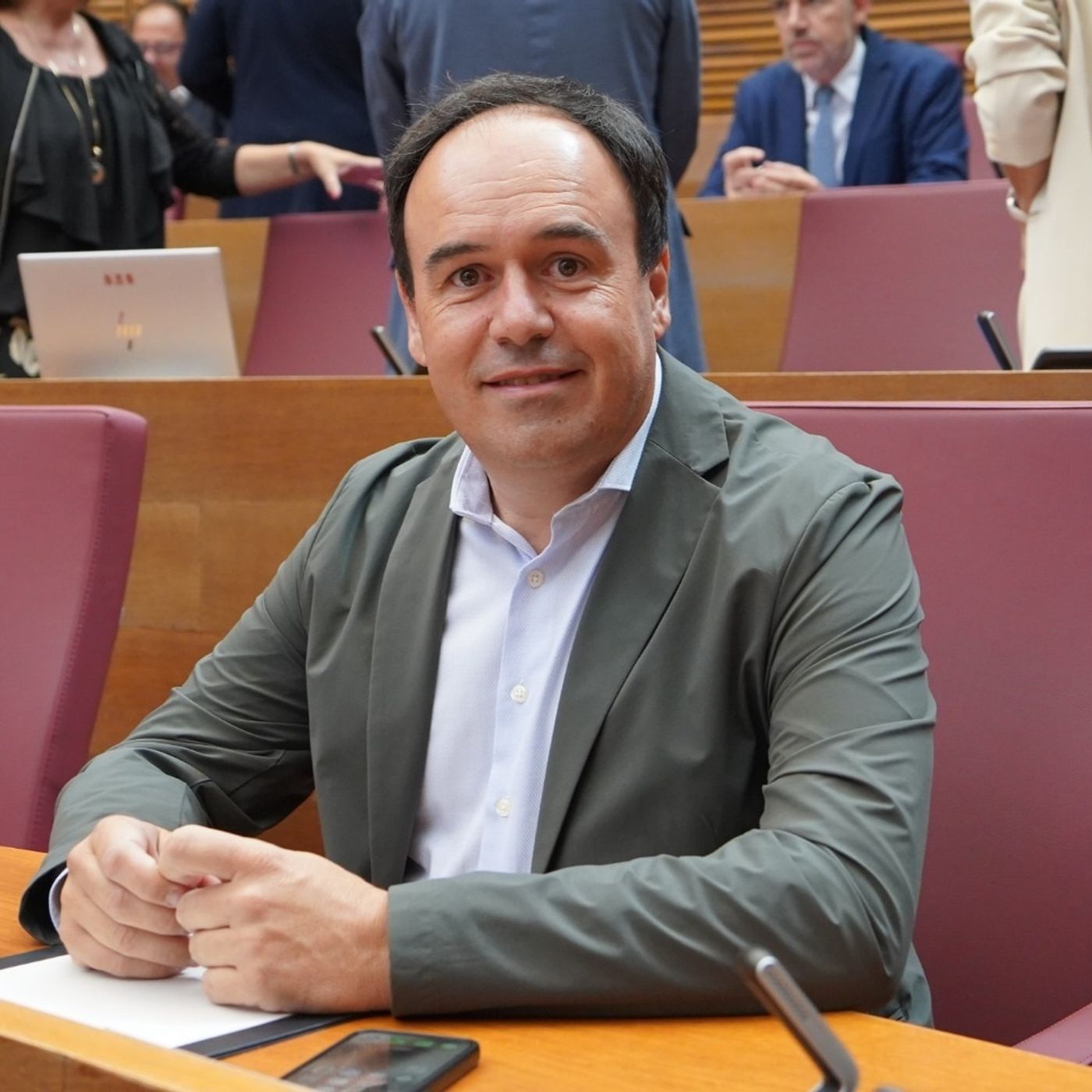 Editorial Luis Herrero: Pérez Llorca, el favorito para suceder a Mazón