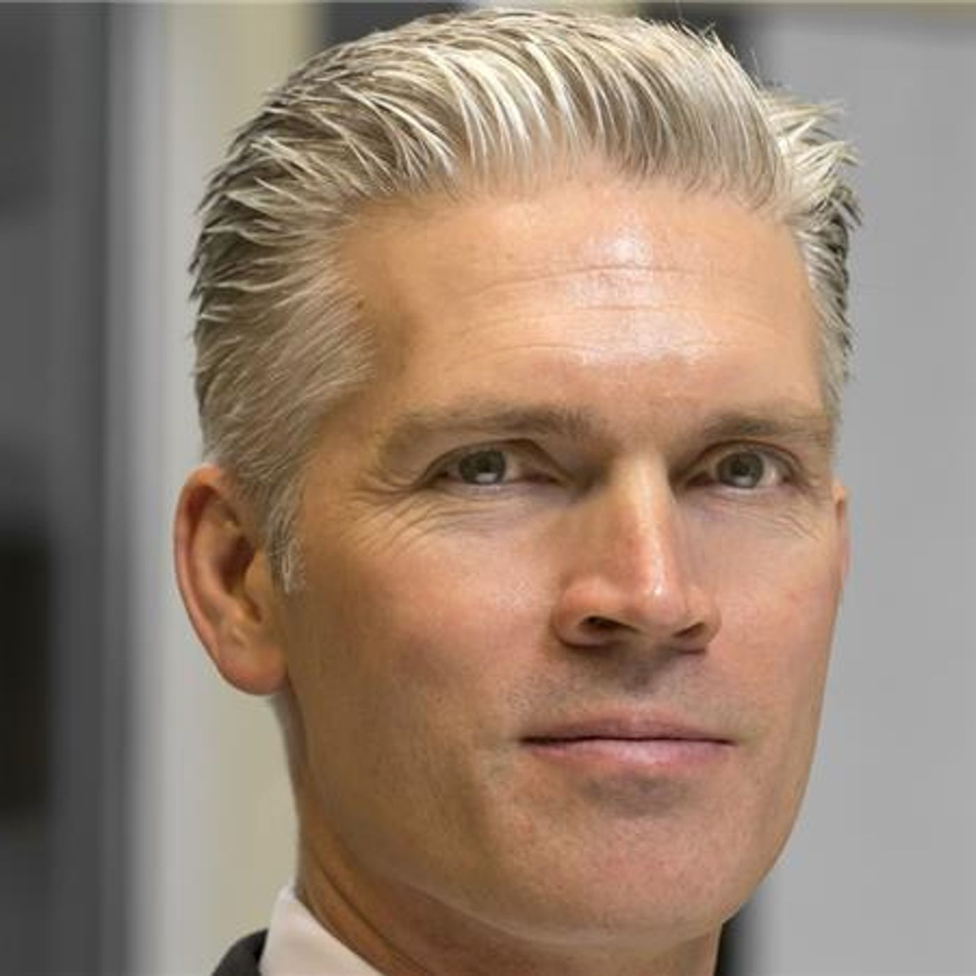 Cincinnati Business Talk #193 Joe A. Raver, President & CEO, Hillenbrand , Inc. episode artwork