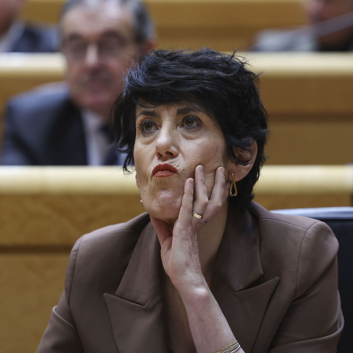 Las consecuencias económicas del sanchismo: El Gobierno pospone el sablazo a los autónomos