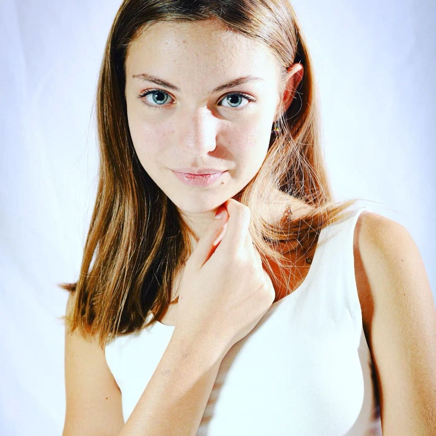Agnese Di Maggio: "Amo la musica, penso allo studio e sogno di laurearmi al conservatorio". episode artwork