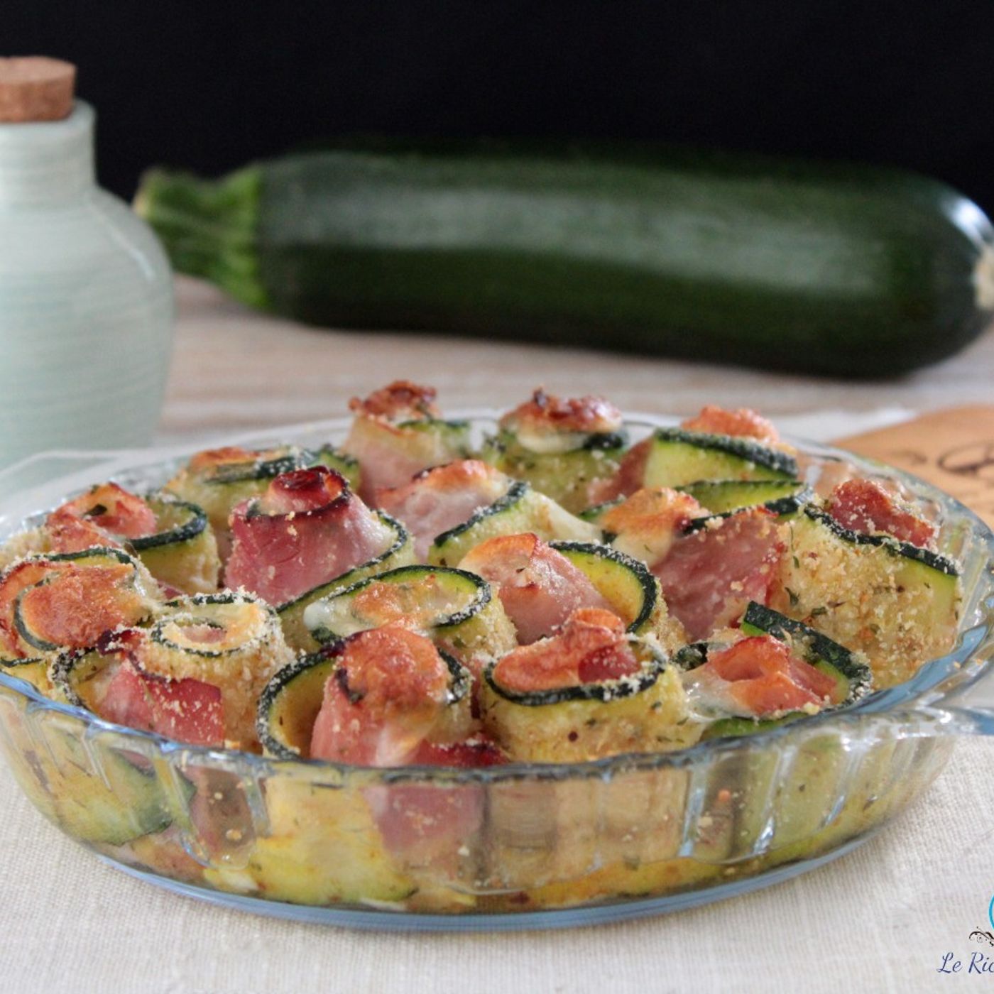 Involtini con zucchine al forno con prosciutto e formaggio ricetta facile episode artwork