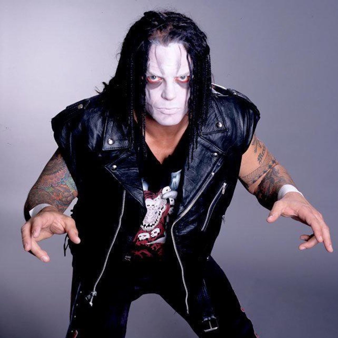 🦇 Vampiro: From Darkness to Redemption – Wrestling’s Most Haunted Warrior
