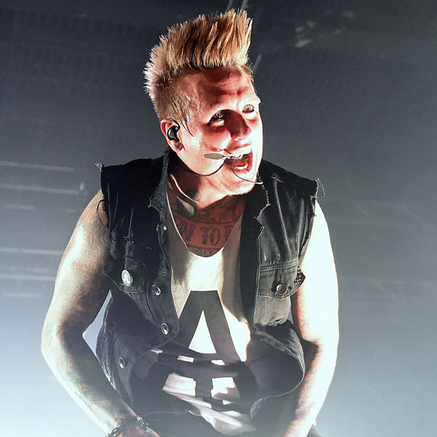 Lead Singer of Papa Roach, Jacoby Shaddix episode artwork