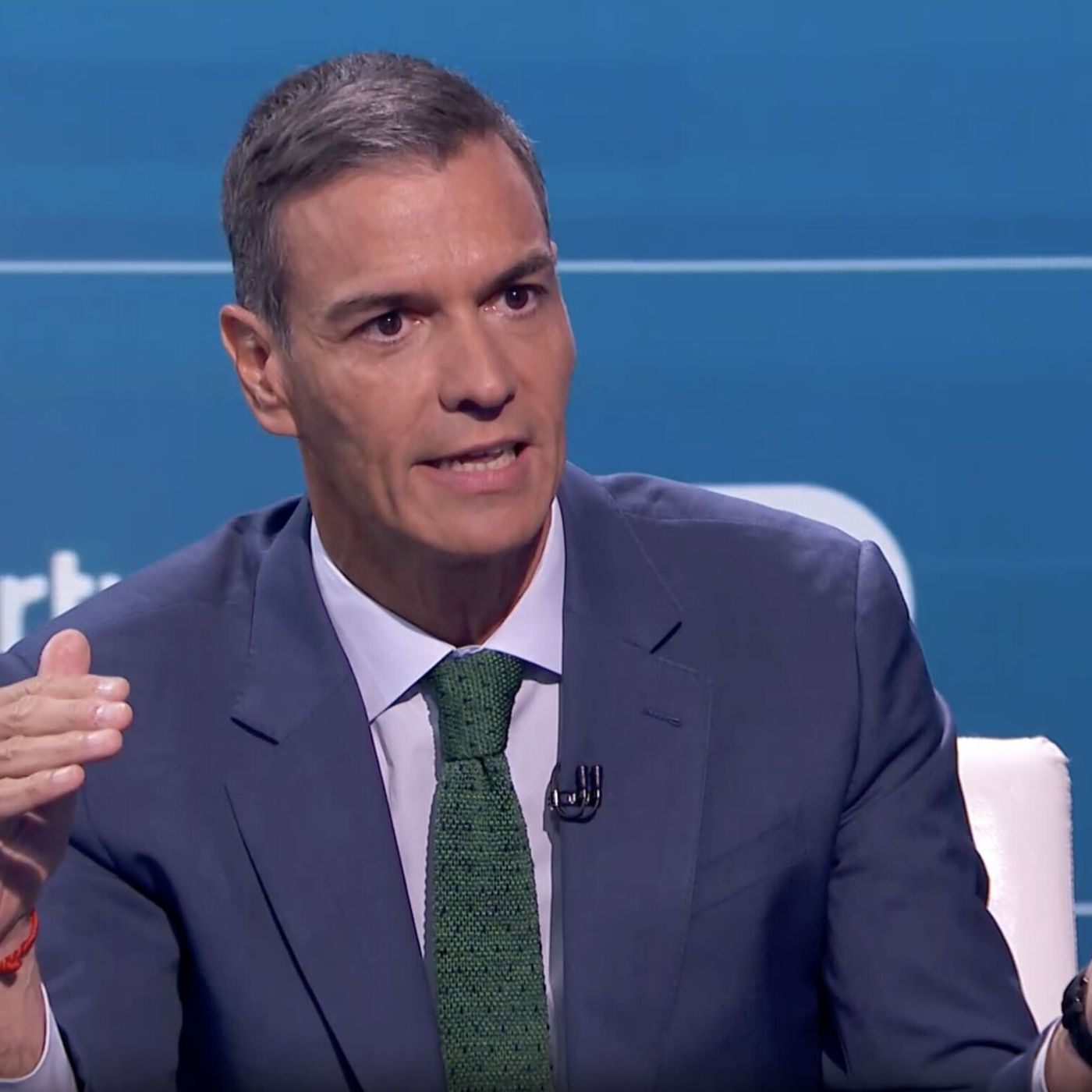 Tertulia de Federico: Un zombi llamado Sánchez pasa por TVE