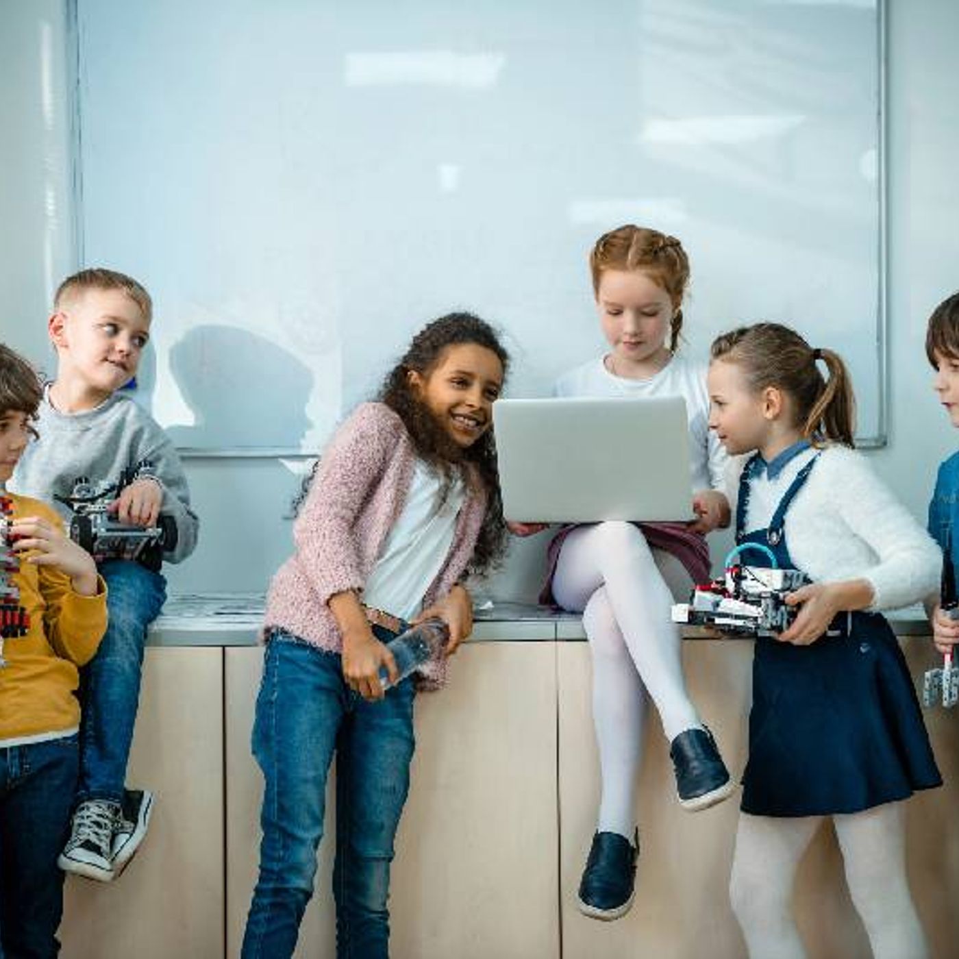 How Online Study Groups Can Improve Virtual Learning