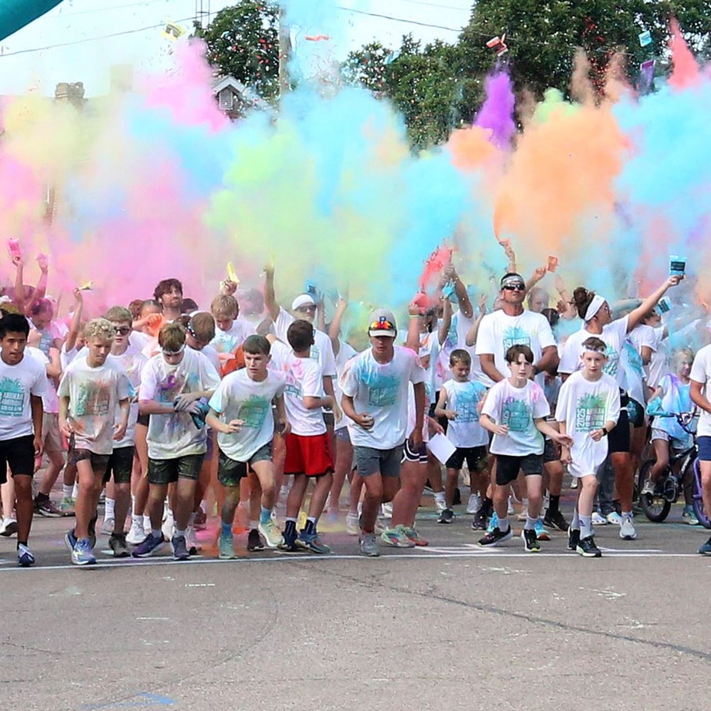 Mendota High School hosts Color Fun Run April 26 at Lake Mendota episode artwork