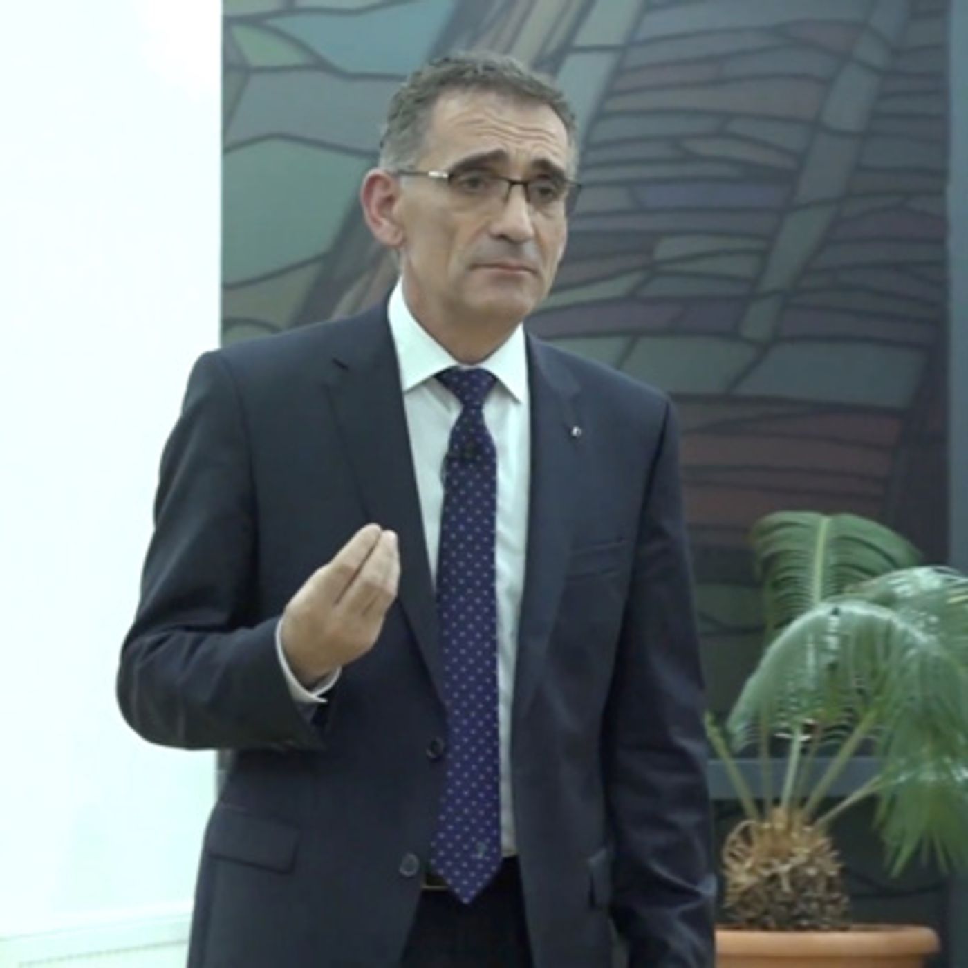 Valentin Dănăiață