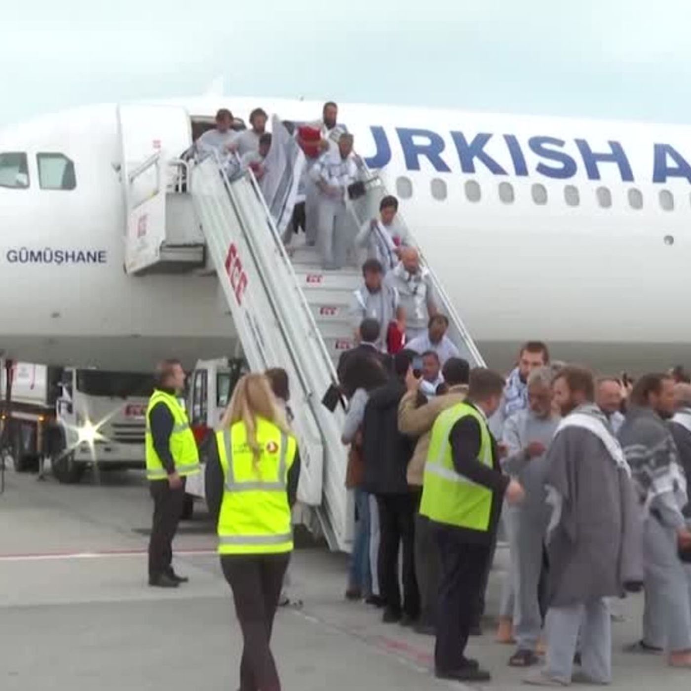 Gaza flotilla detainees deported to Turkey, describe treatment by Israeli forces