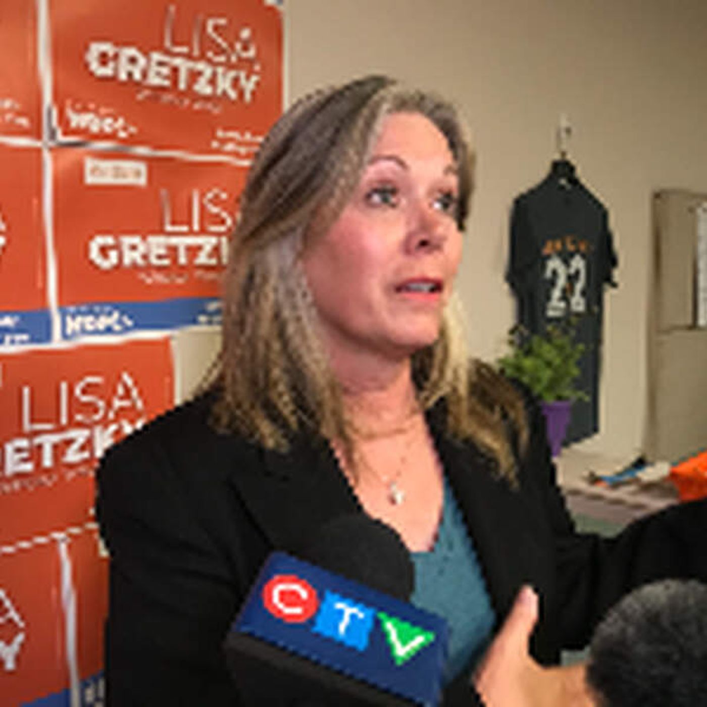 Ontario NDP leader Marit Stiles tours Windsor-Essex with MPP Lisa Gretzky episode artwork