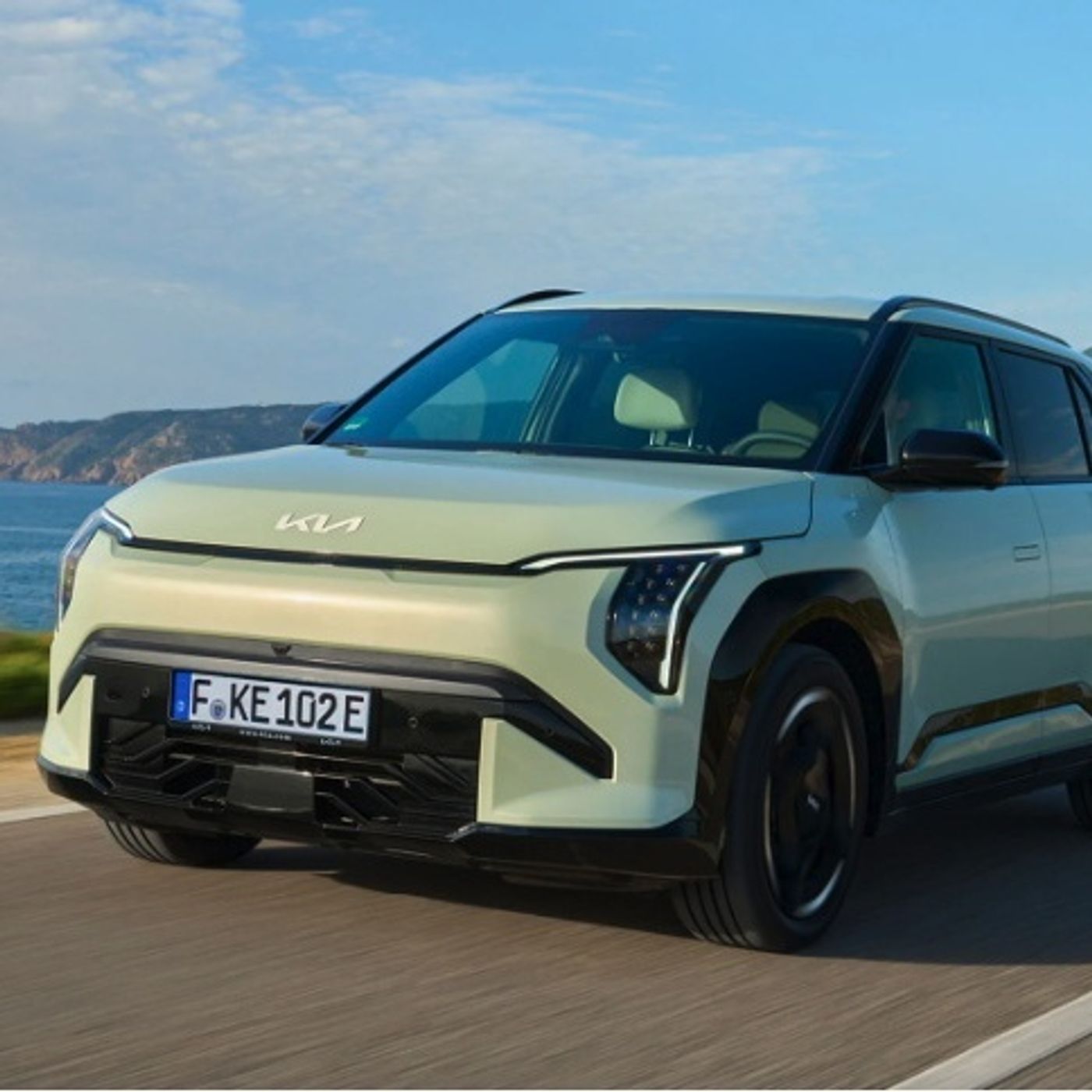 Kia EV3: L'auto elettrica furba è su misura per la città episode artwork
