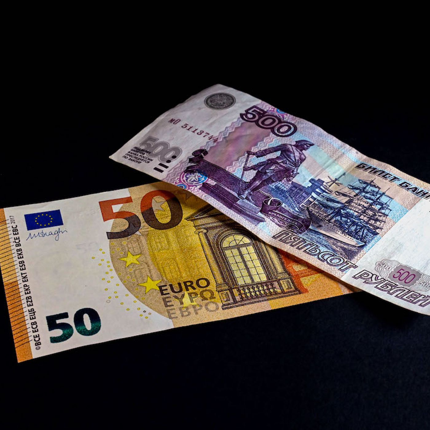 Euro: chi ci ha guadagnato e chi ci ha perso