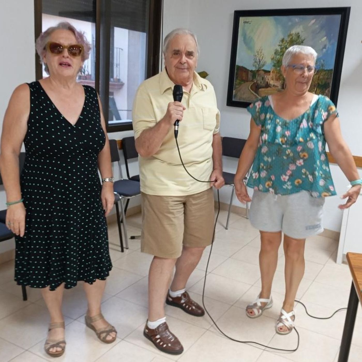 Entrenando para la jubilación | Karaoke itinerante por las residencias de mayores episode artwork