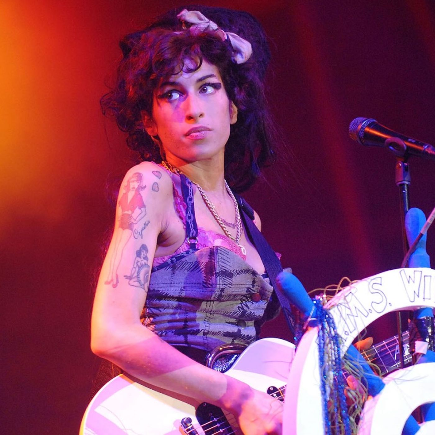 Amy Winehouse Remembered on 15th Death Anniversary: Her ‘Music Continues to Connect With People’