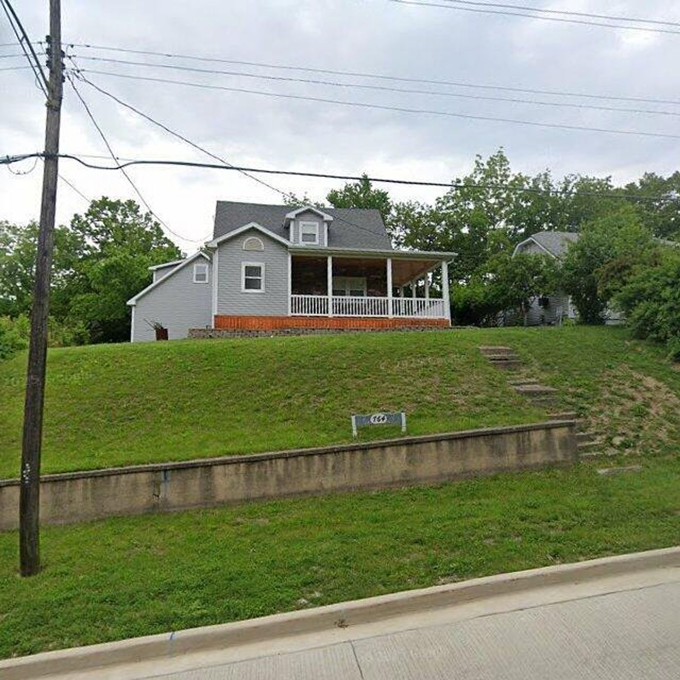 Single-family home in Marseilles built in 1937 goes for $236,000