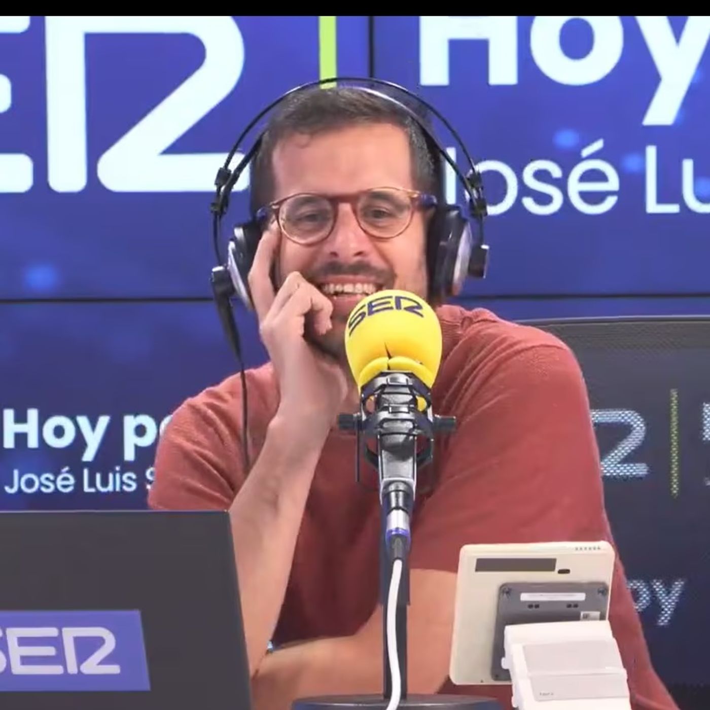 Los sketches de La Biblioteca de Hoy por Hoy | Sastre solo quiere lecturas en versión original episode artwork