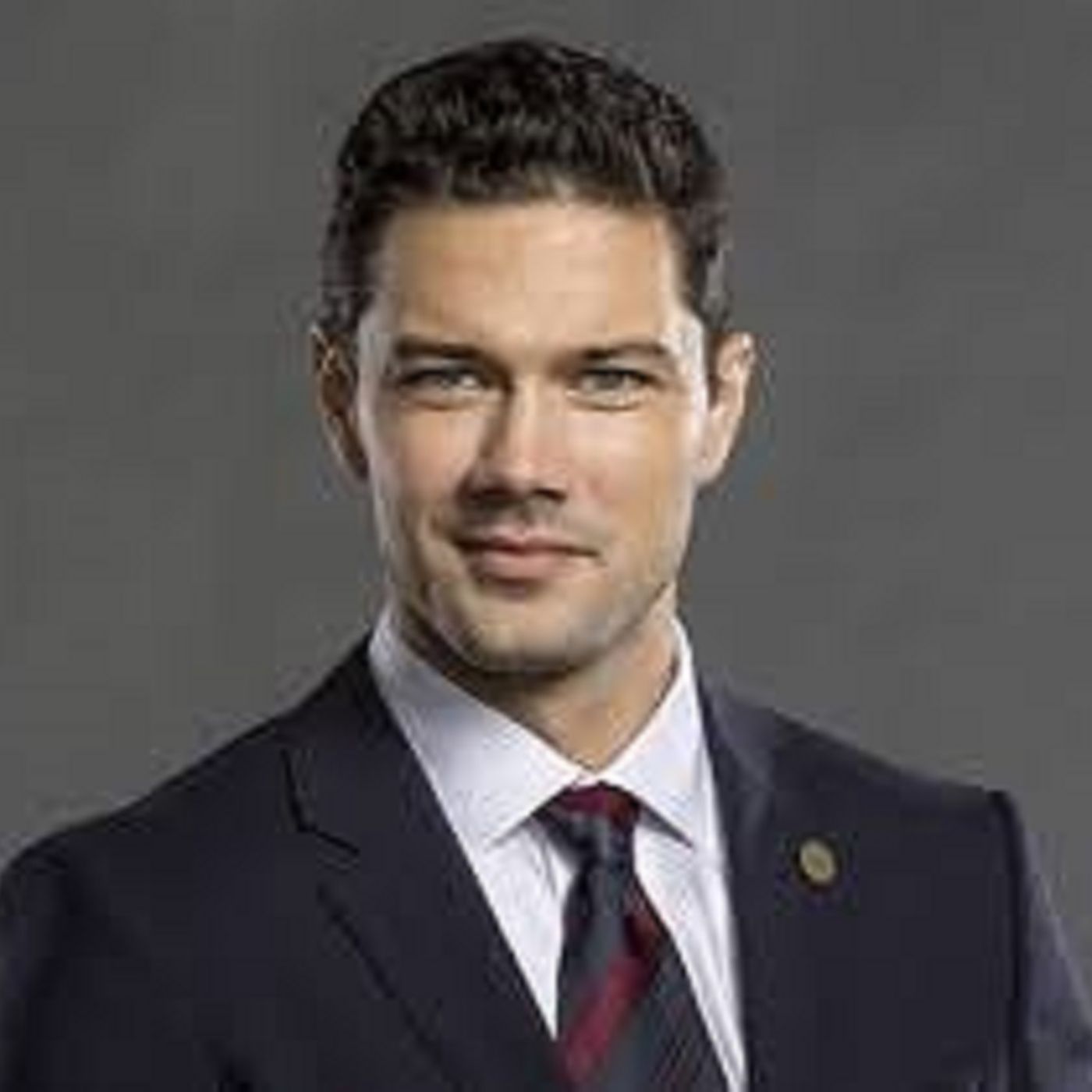CHRISTMAS MUVIES SPOTLIGHT SPECIAL EDITION WITH SPECIAL GUEST RYAN PAEVEY episode artwork