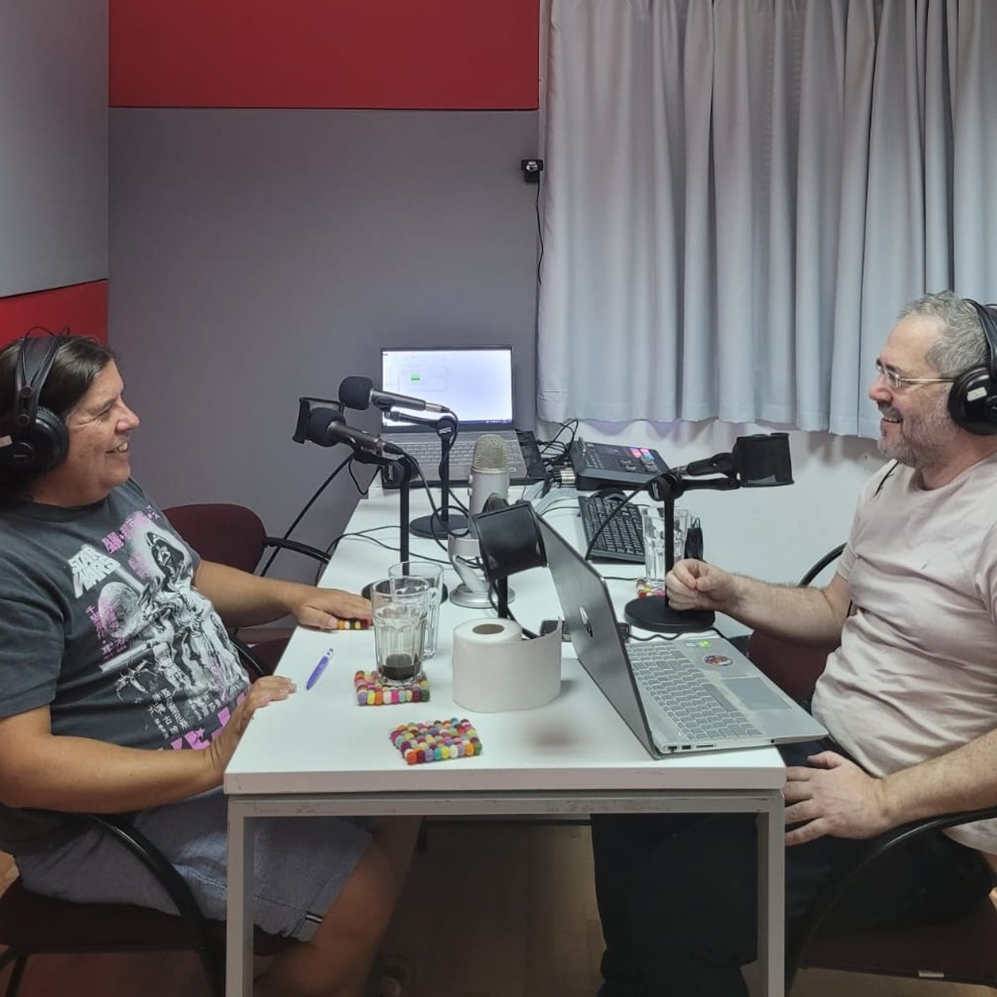 בינה אסתטית: פלישת מסנתזי התמונות [עושים תוכנה]