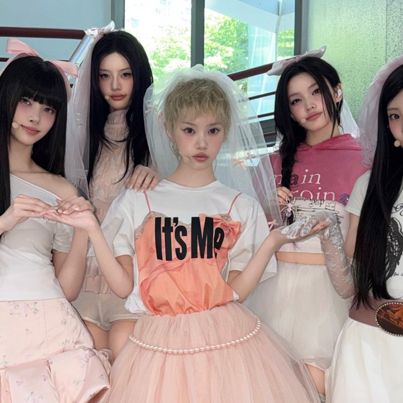 Watch: ILLIT Takes 2nd Win For “It’s Me” On “Inkigayo”; Performances By aespa, TREASURE, MAMAMOO, And More | Soompi
