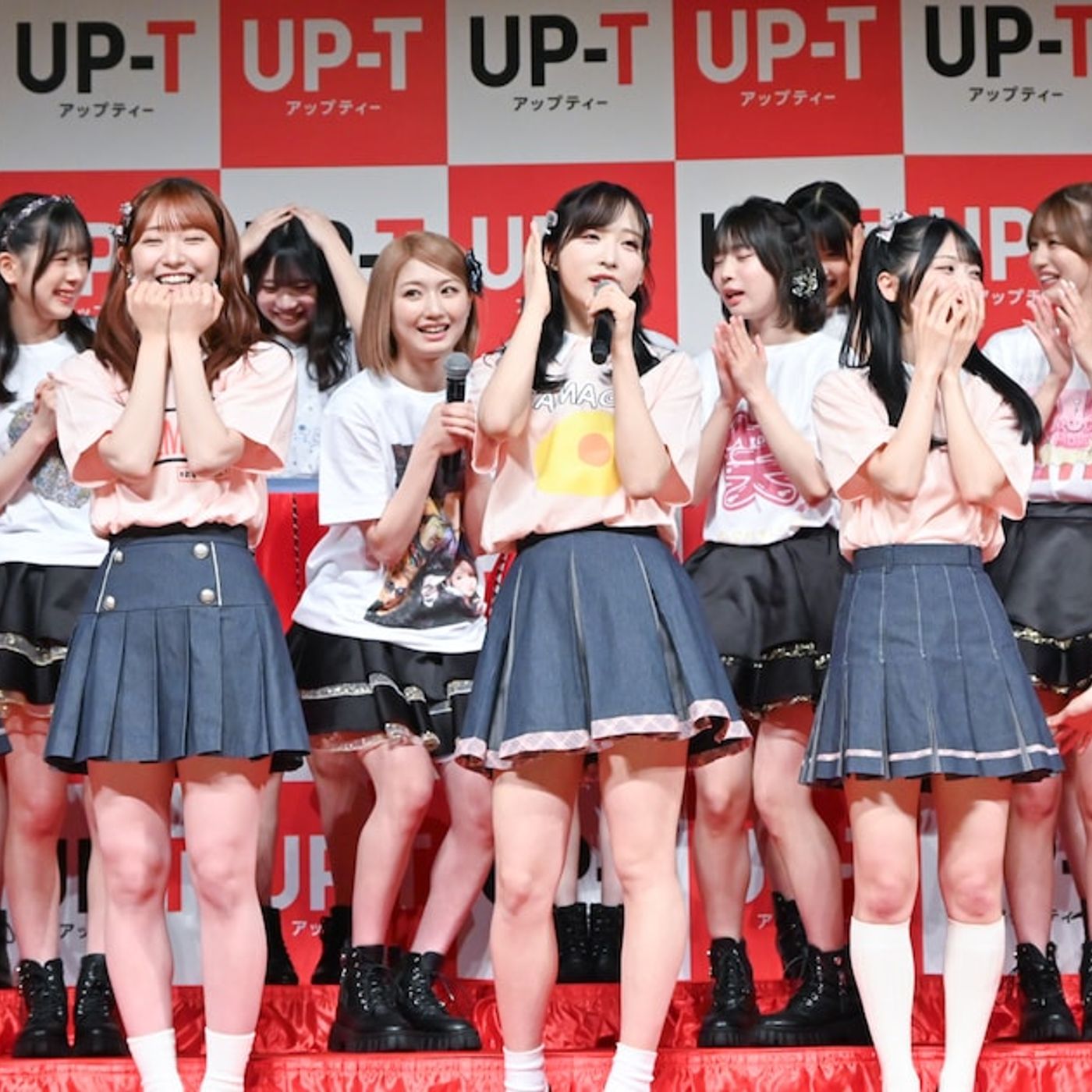 AKB48グループが約8年ぶり大集結！「UP-T」新CM発表会でひろゆきの毒舌に翻弄されっぱなし（会見レポート / 写真100枚） - 音楽ナタリー episode artwork
