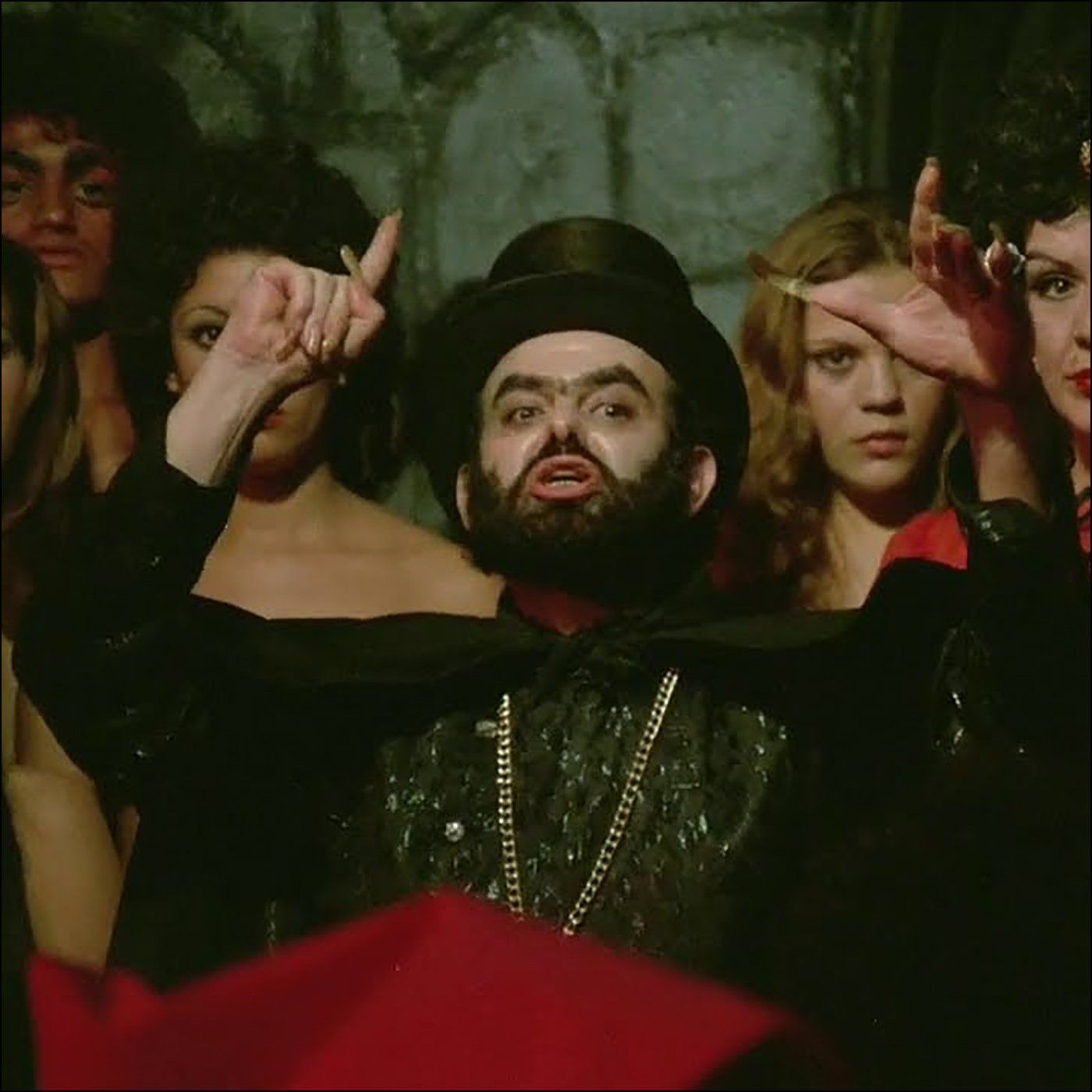 #08 - Autor-personagem: EXORCISMO NEGRO (1974) vs. A CAT IN THE BRAIN (1990) vs. NOVO PESADELO (1994)