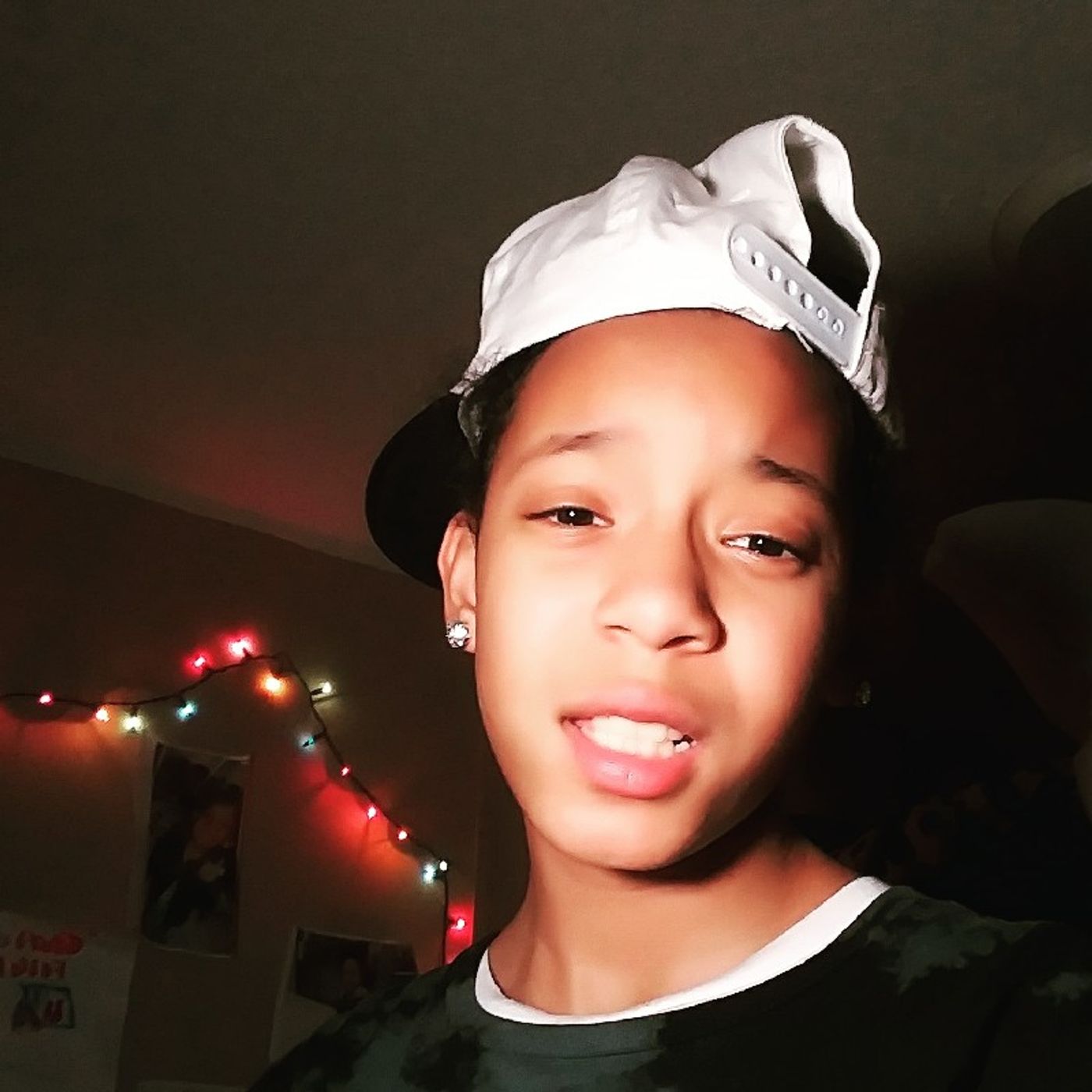 Cas - Kyrie Irving Ft. Tae Fressh