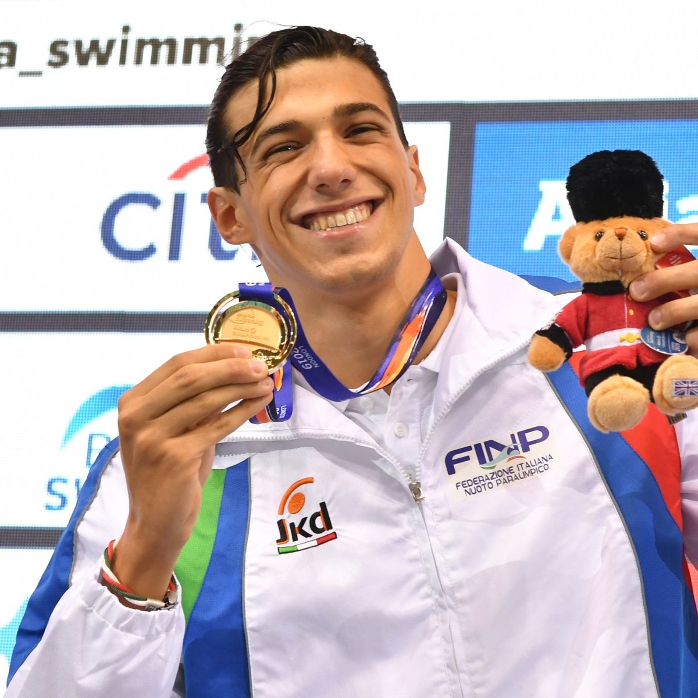 Simone Barlaam: squalo con stile e umiltà.