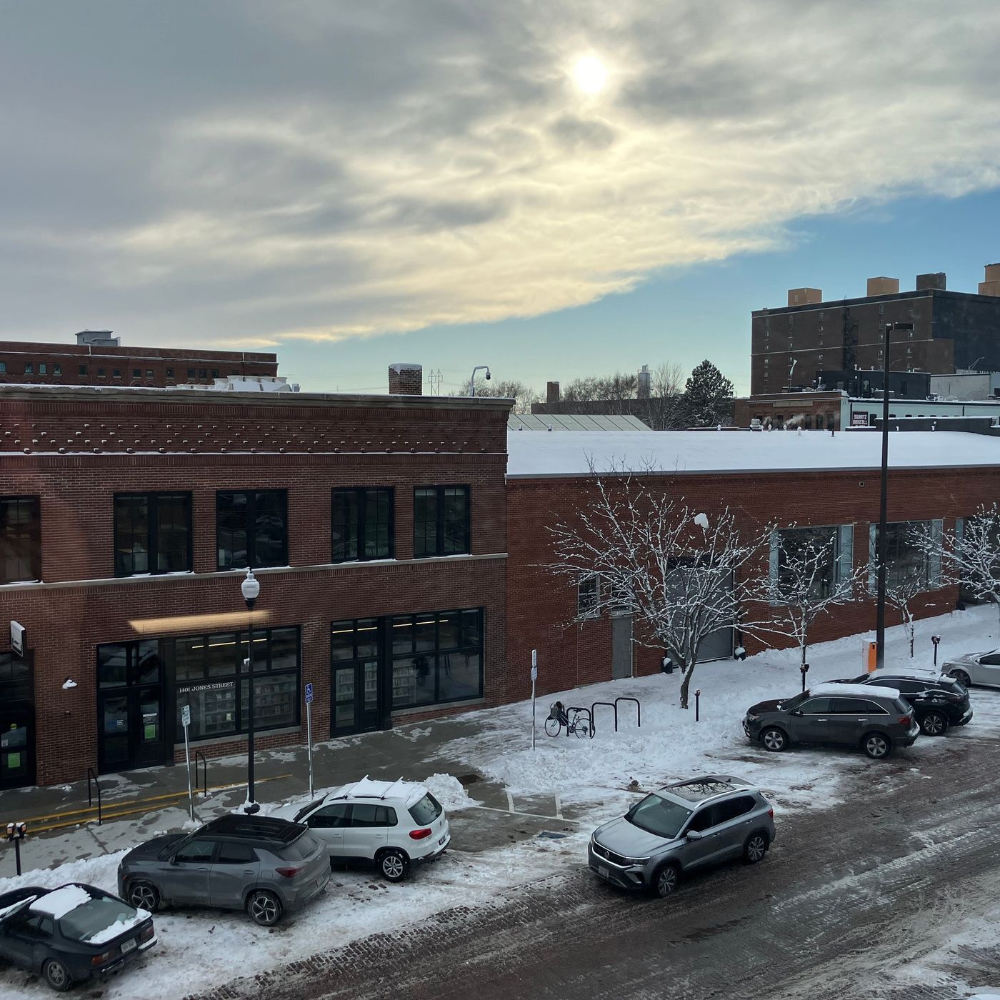 Yanqi Xu & Destiny Herbers of Flatwater Free Press on 'Who's Buying Nebraska?'