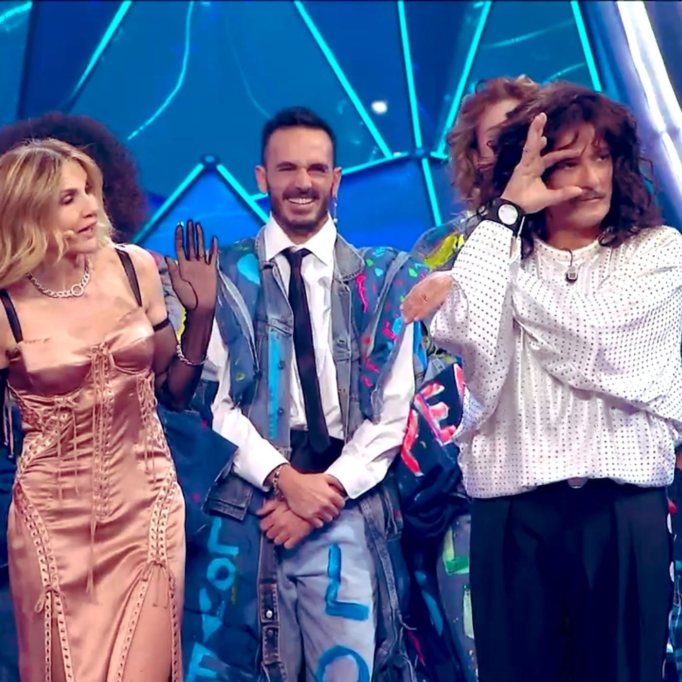 Cuccarini ,Fiorello, Alberto di Monaco  inclusi i fischi e ....la canzone ...no comment episode artwork