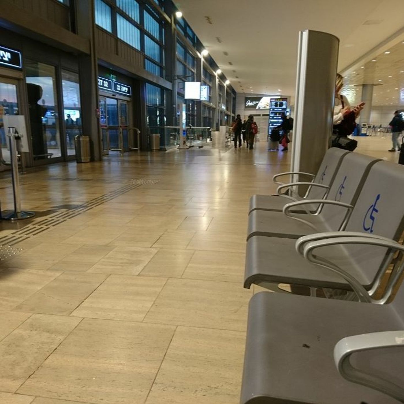 Telaviv airport not made for disabled people. I took a mask on as protect