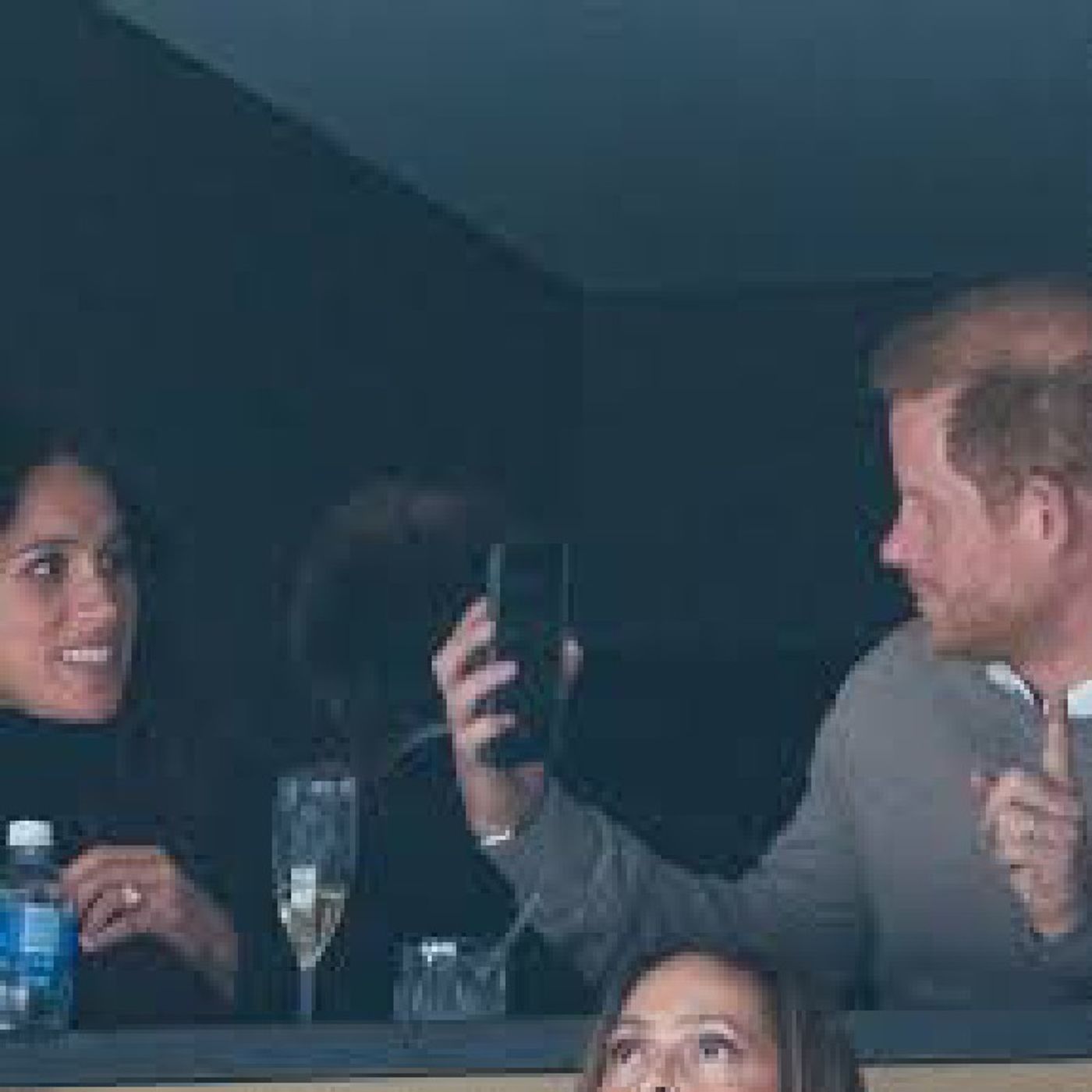FROM DUCHESS TO INSTAGRAM MANIAC.....☹️.N😭 DESPERATE AMERICANS WANT TO LEAVE AMERICA...