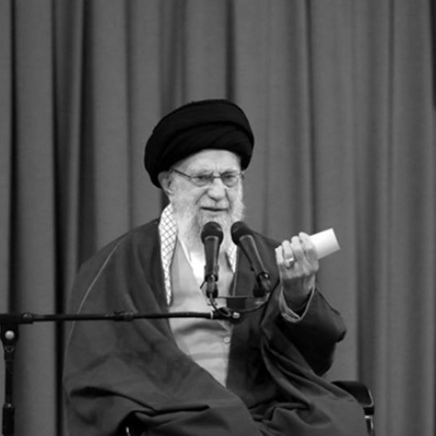 خامنه ای، قدرتنمایی یا سرپوش بر بحرانها-صلاح  عبدالله نژاد