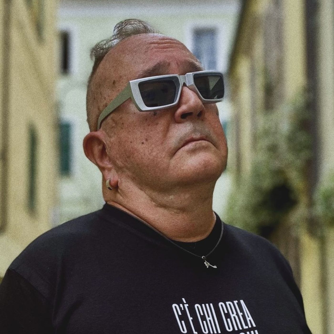 Sanremo 2025, Johnson Righeira: «Volevo festeggiare i 40 anni di "L'estate sta finendo"» episode artwork
