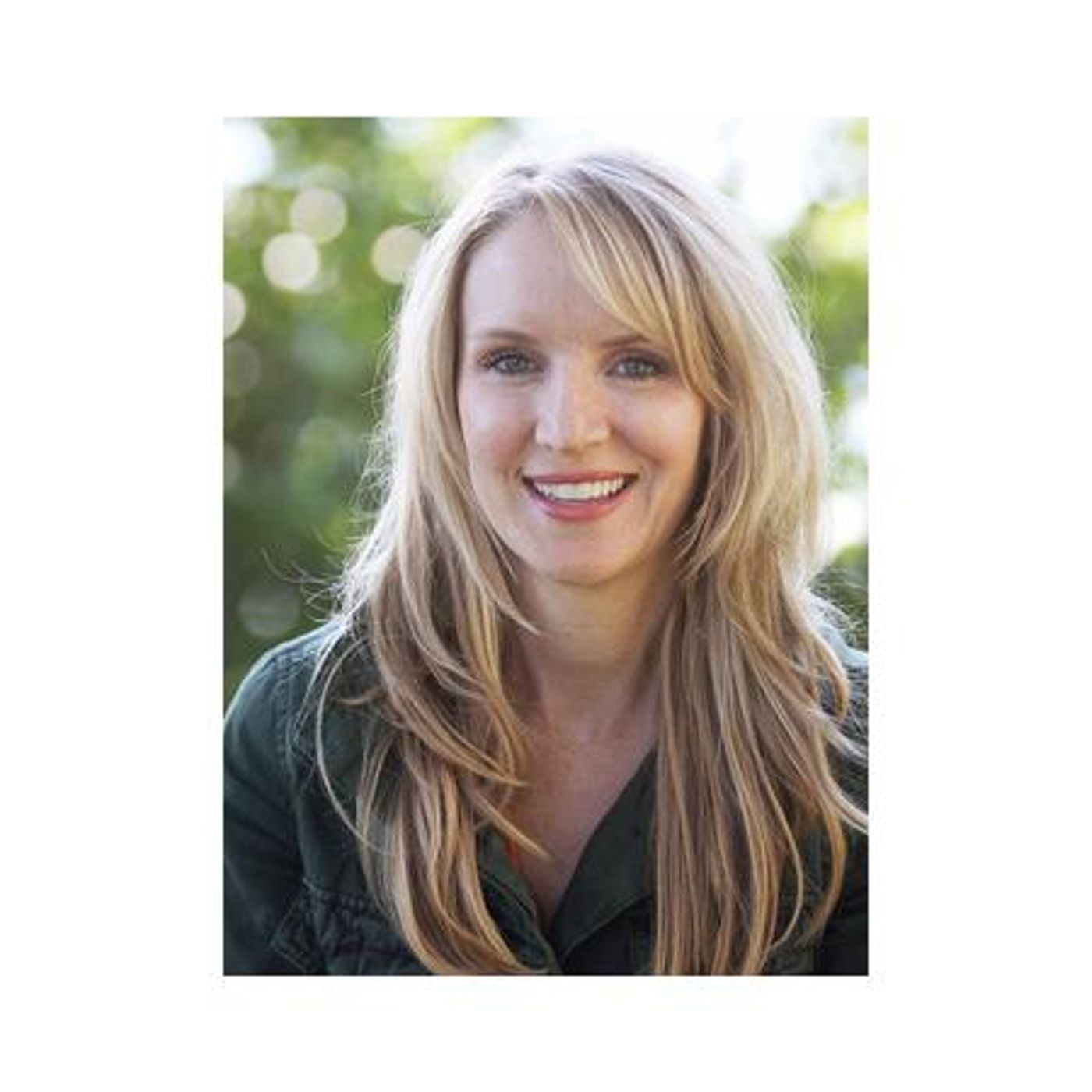 Cari Cucksey is sharing tips to strategize flea markets and garage sales episode artwork