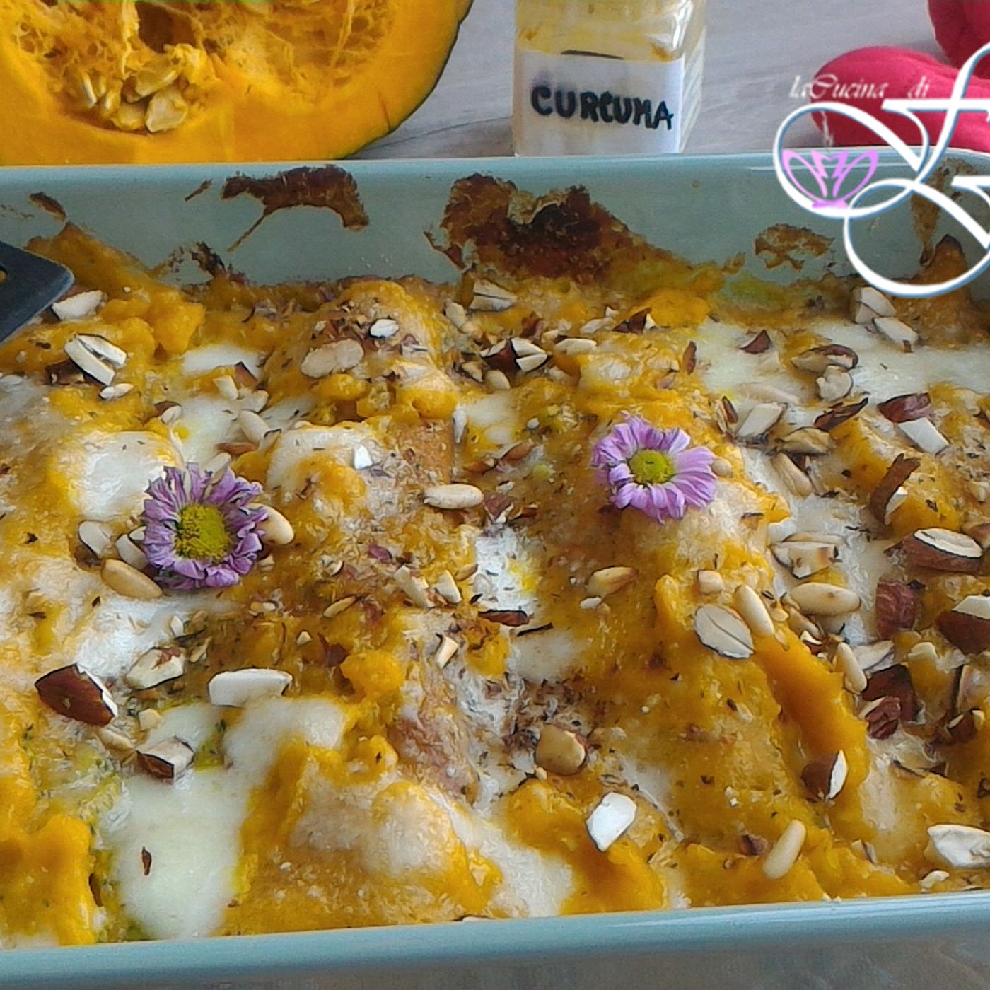 CRÊPES IN CREMA DI ZUCCA E MOZZARELLA AL FORNO (Ricetta senza besciamella) episode artwork