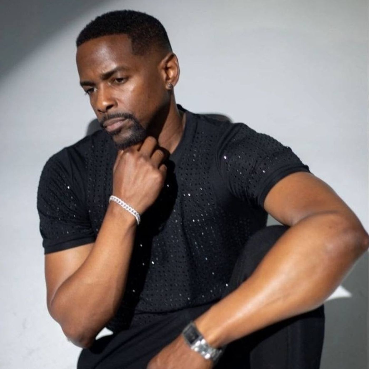 Actor/Recording Artist Keith D. Robinson stops by Conversations LIVE ~ #beyondthegates #dreamgirlsmovie #newmusic episode artwork