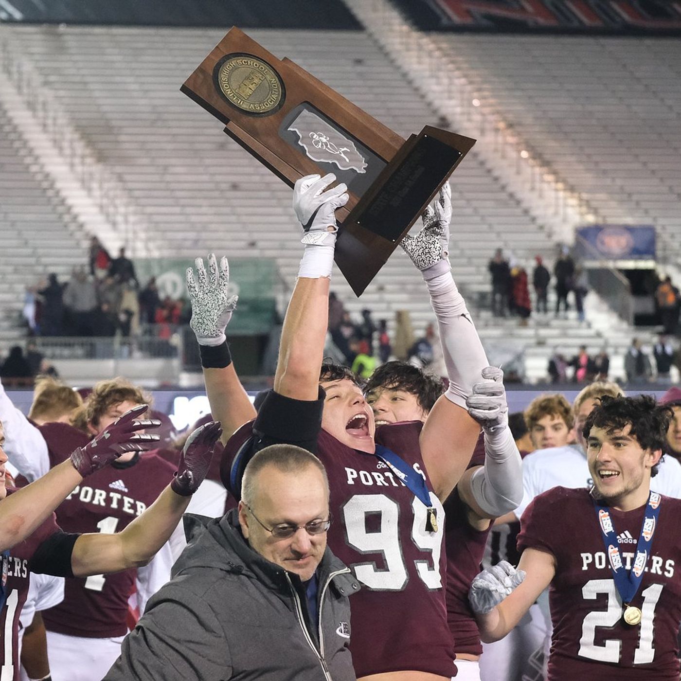 Class 7A/8A football finals to be held Wednesday at Northern Illinois after snow postponed title games episode artwork