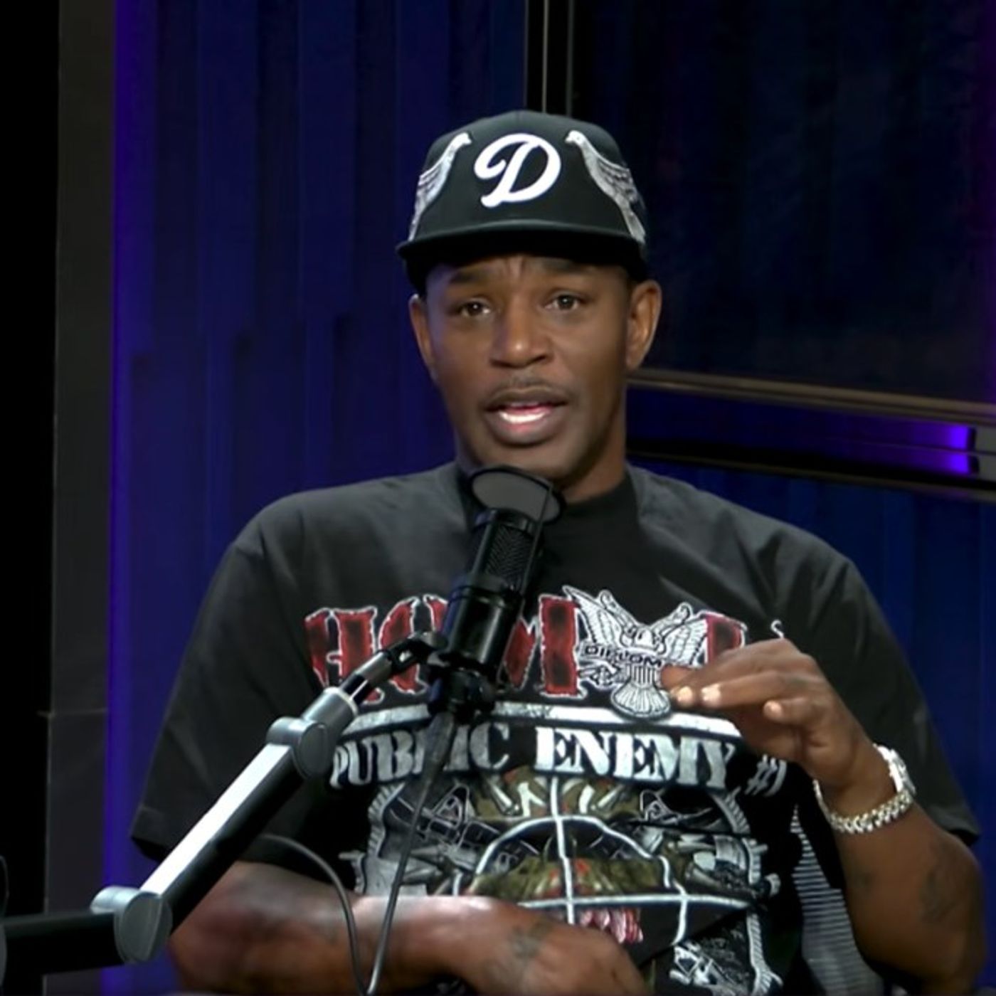Cam’ron Threatens to Expose Members of Cardi B’s Team Over Unreleased Song: ‘Take This as a Warning’