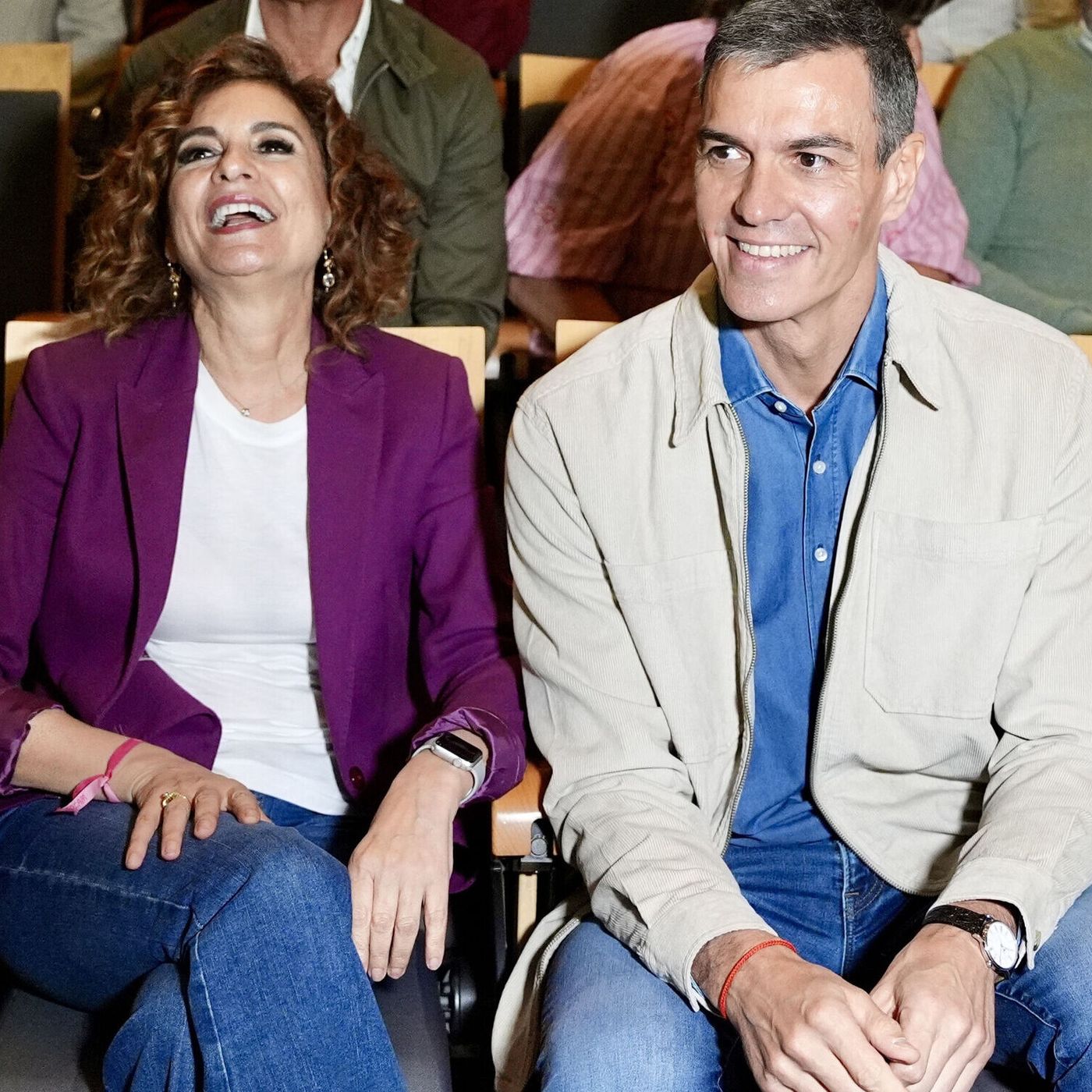 El editorial de Carlos Cuesta: Es imposible que Mª Jesús Montero sea una buena candidata, porque es la sombra de Sánchez