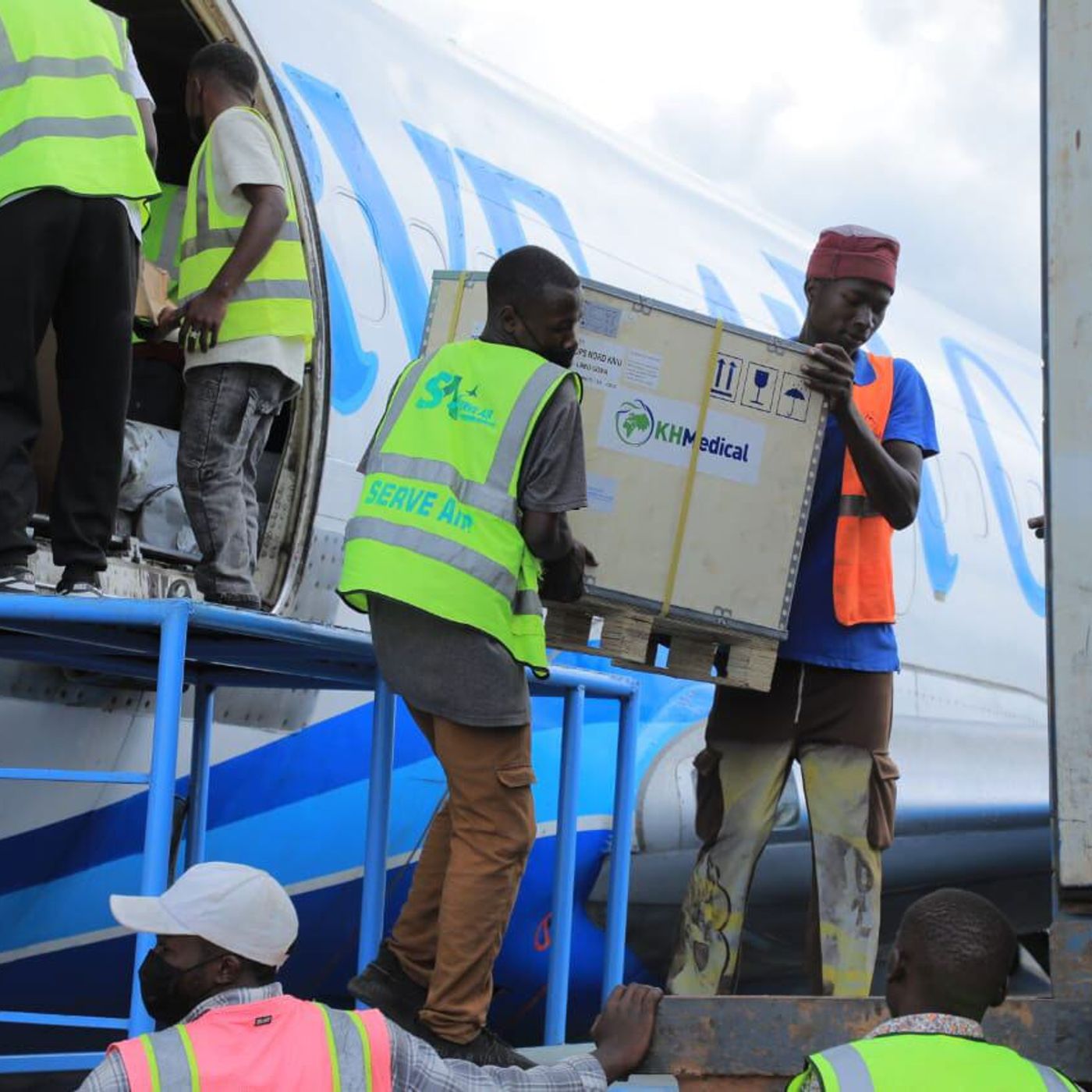 Ebola se propaga rapidamente na RD Congo com mais de 500 casos suspeitos episode artwork
