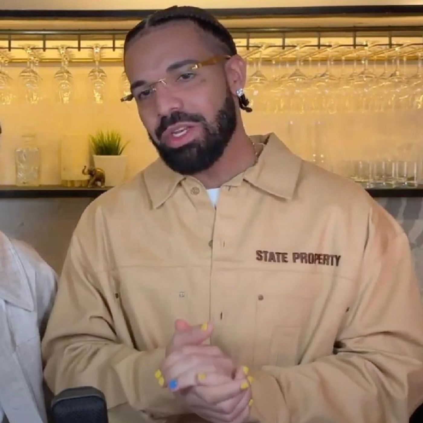 Drake Painting His Nails Causes Uproar episode artwork